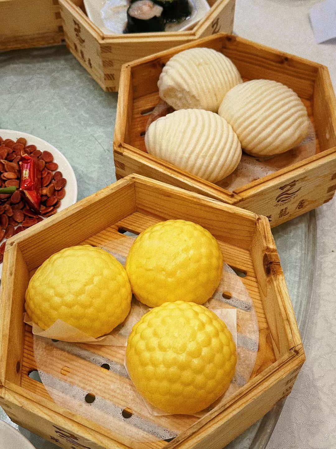 聚龙居酒家