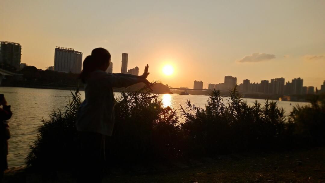 南宁市邕江一桥江滨休闲公园旅行图片 2