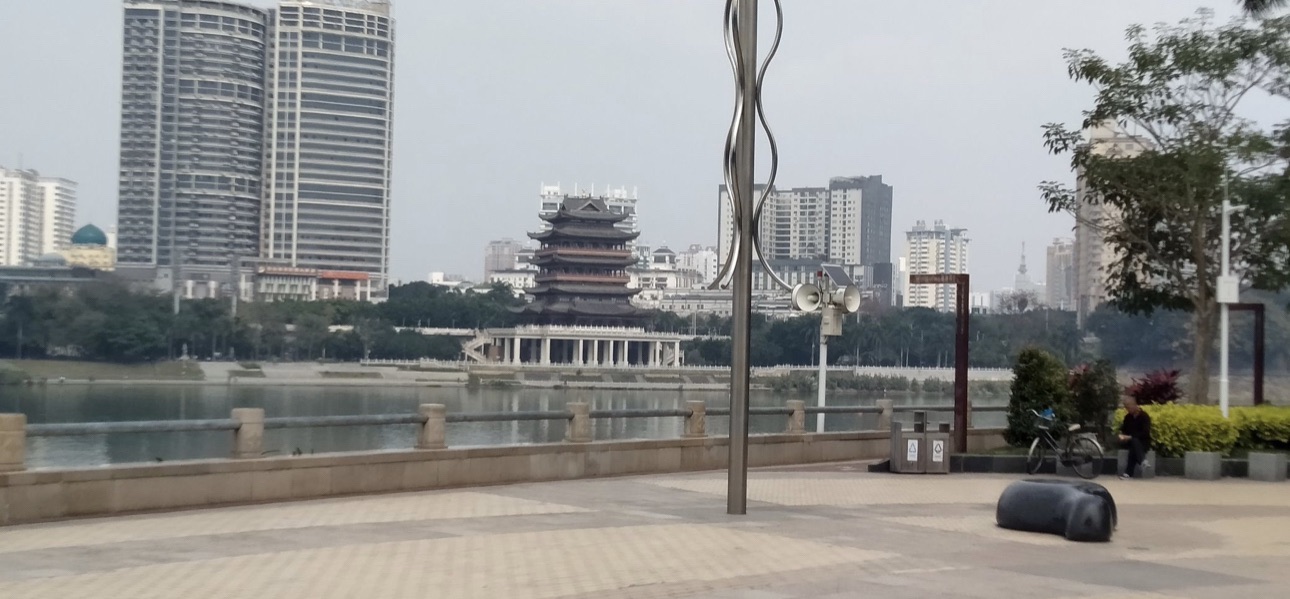 南宁市邕江一桥江滨休闲公园旅行图片 1