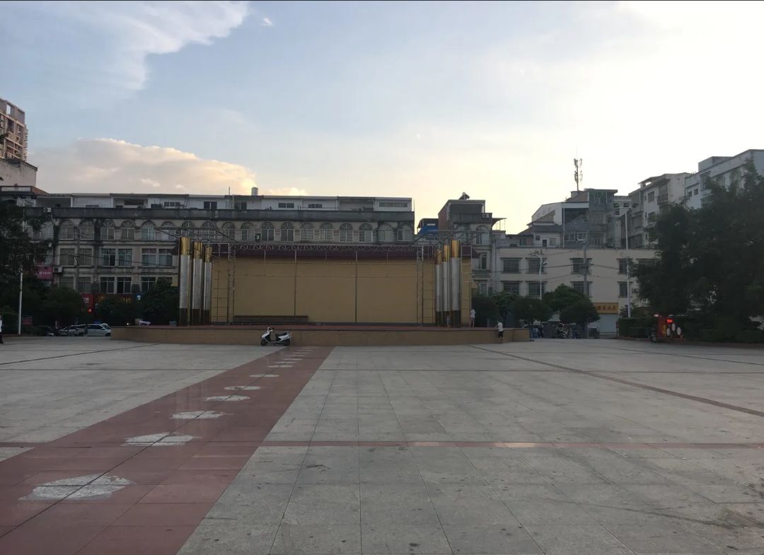 宾阳县文化广场旅行图片 1
