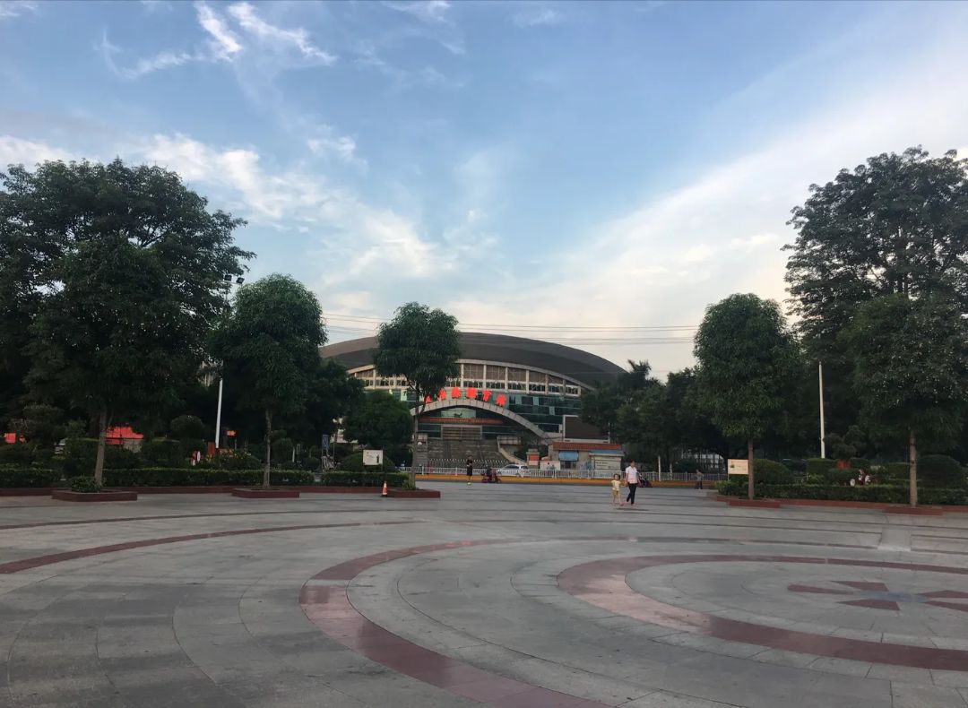 宾阳县文化广场旅行图片 3