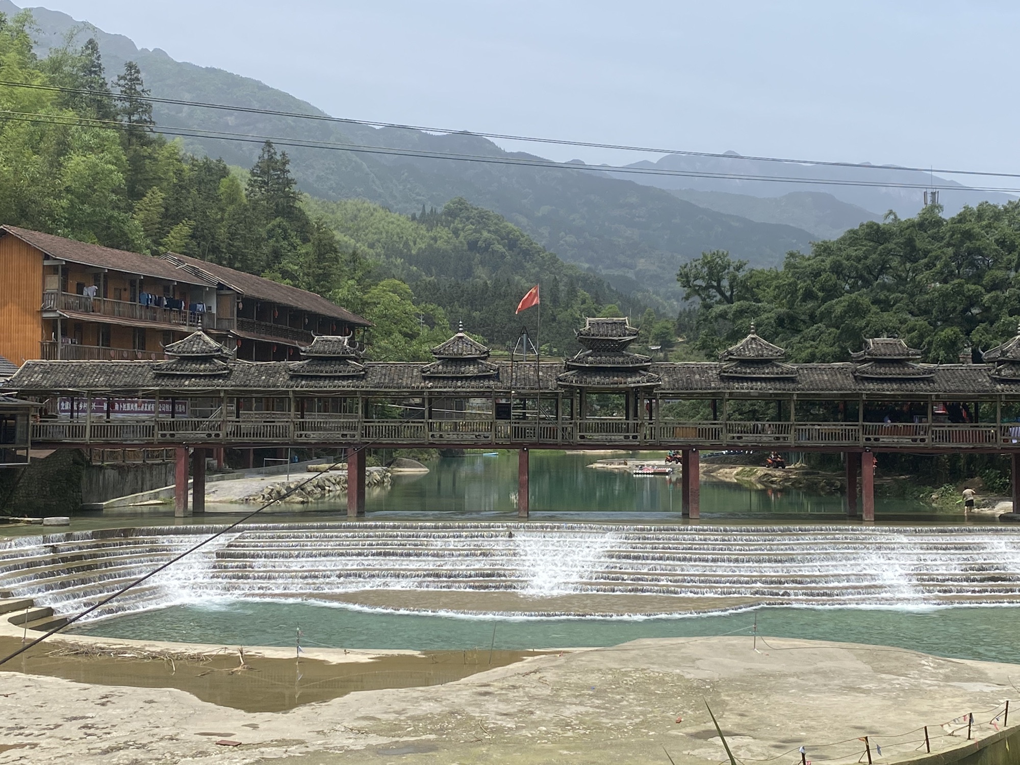 雨卜民族风情旅游度假村旅行图片 1