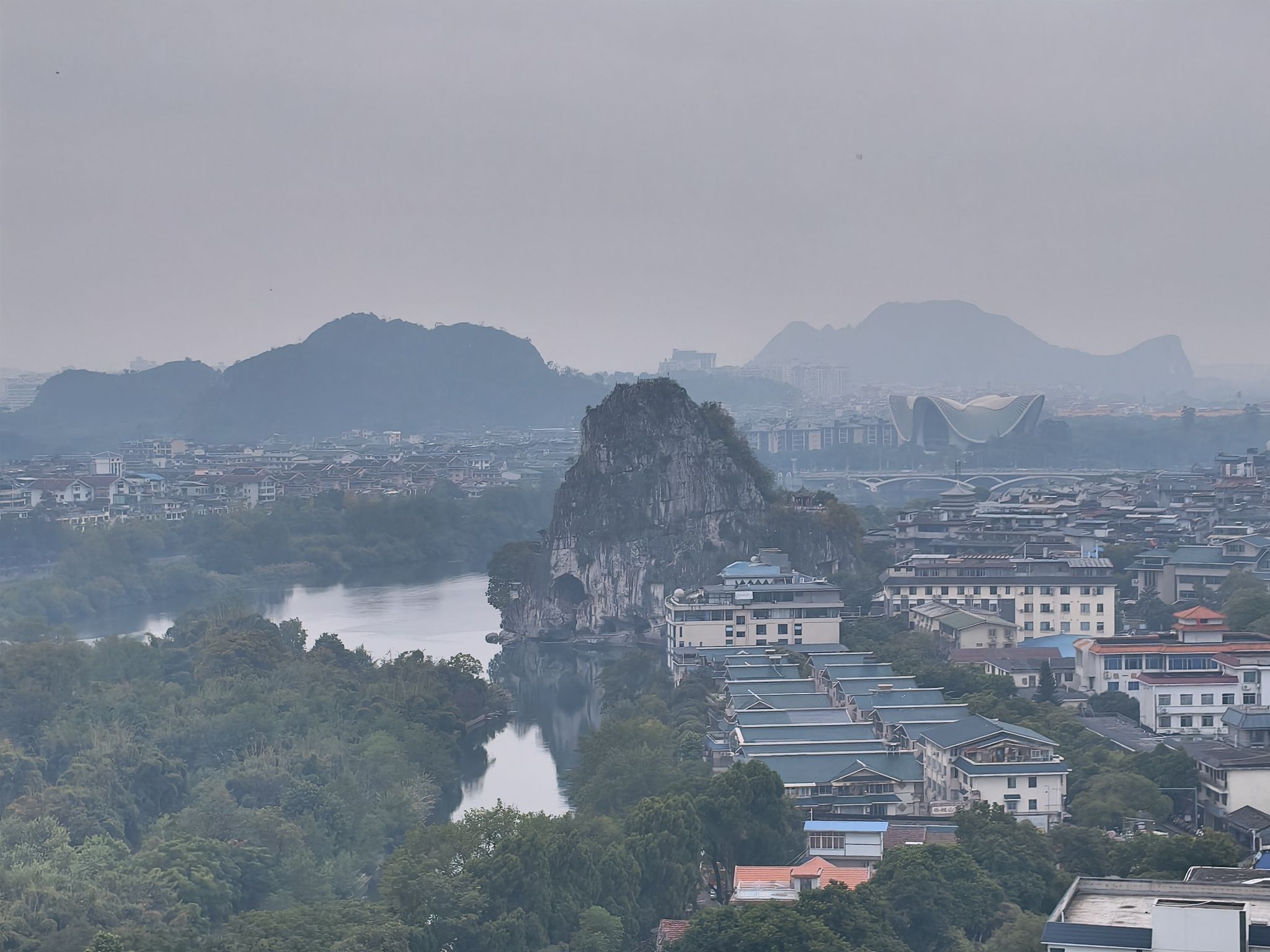 叠彩山旅行图片 1
