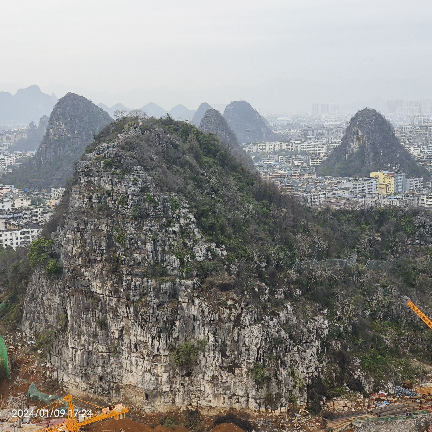 叠彩山旅行图片 2