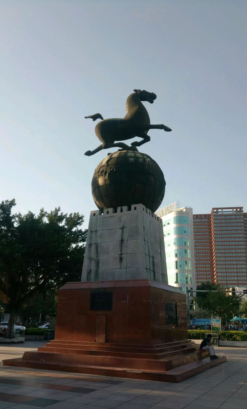 玉林市青年广场旅行图片 1