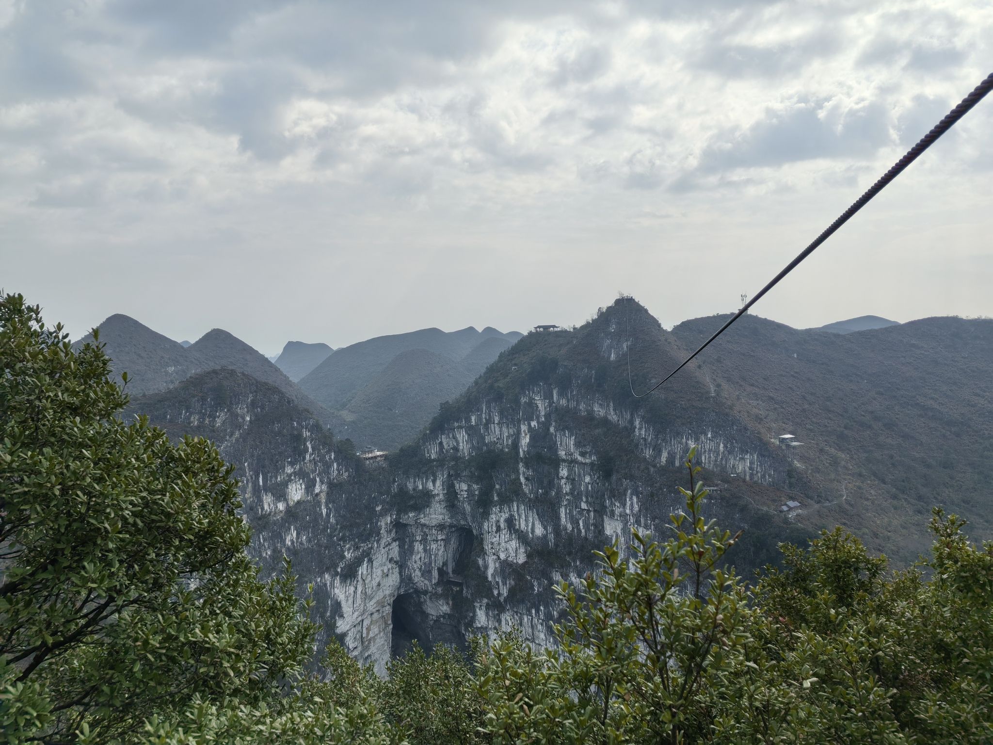 大石围天坑群景区旅行图片 1