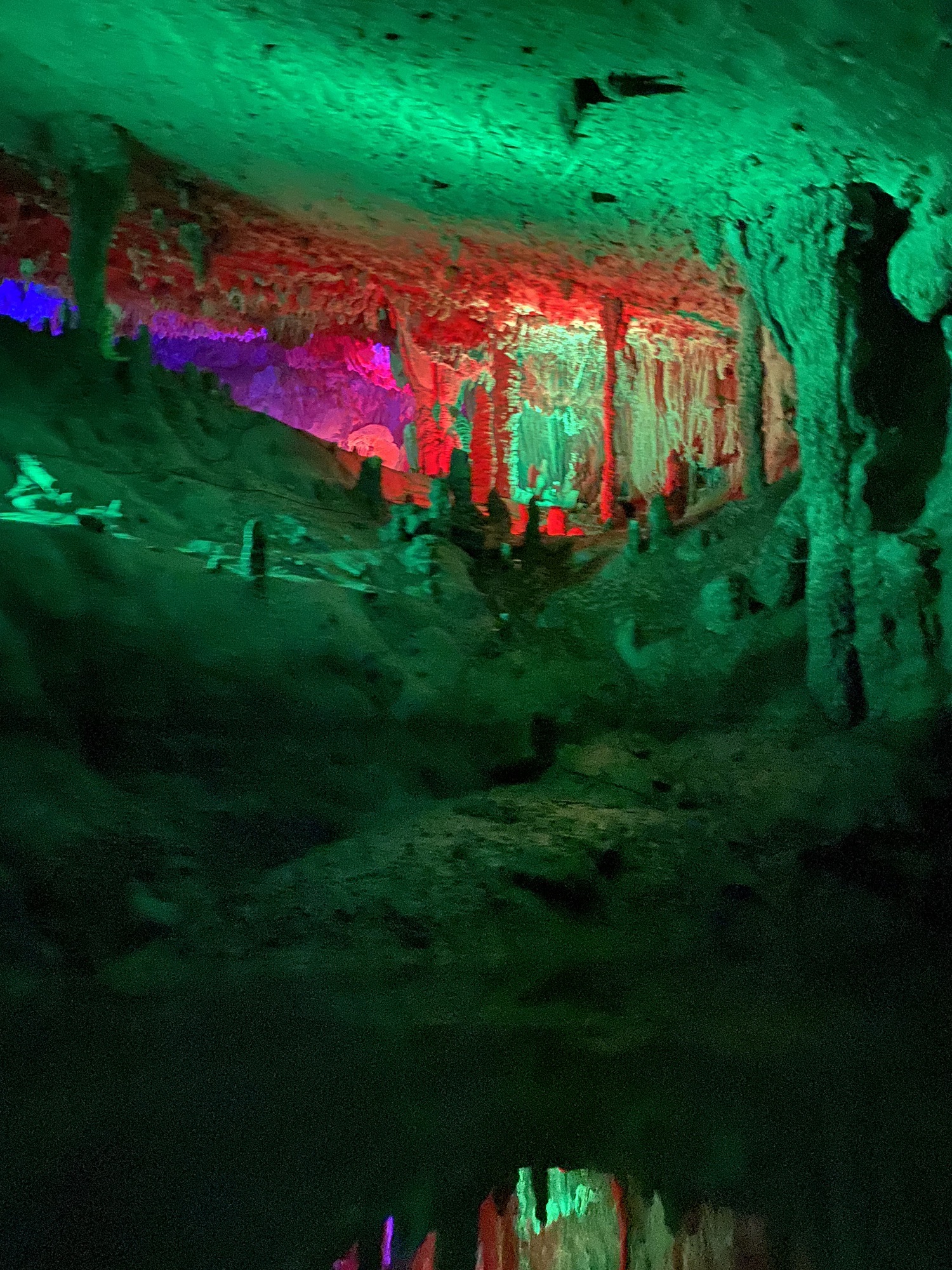 通天地下河旅行图片 1