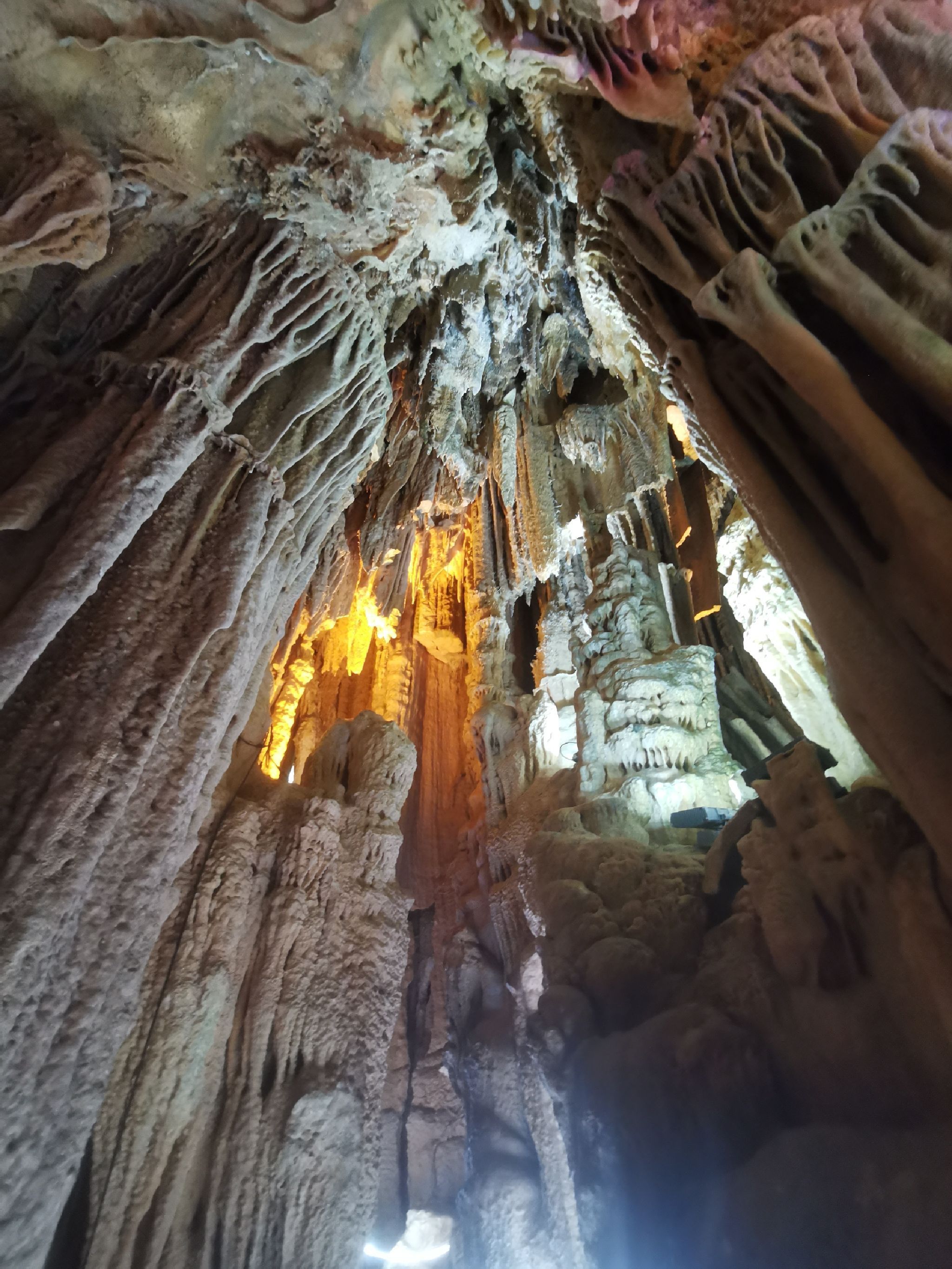 巴马水晶宫景区旅行图片 3
