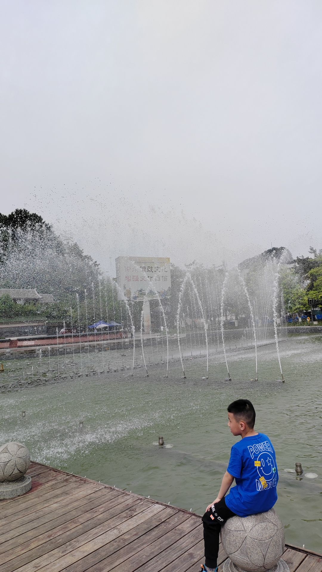 刘三姐音乐喷泉广场旅行图片 3
