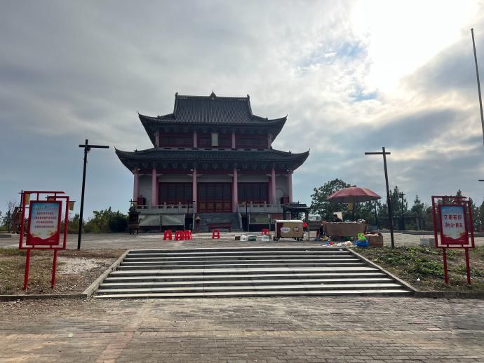 江西新余仰天岗纪念广场旅行图片 1