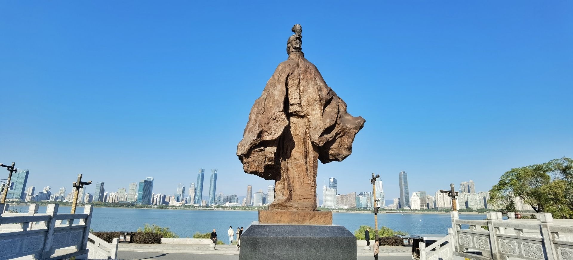 新洲文化广场旅行图片 1