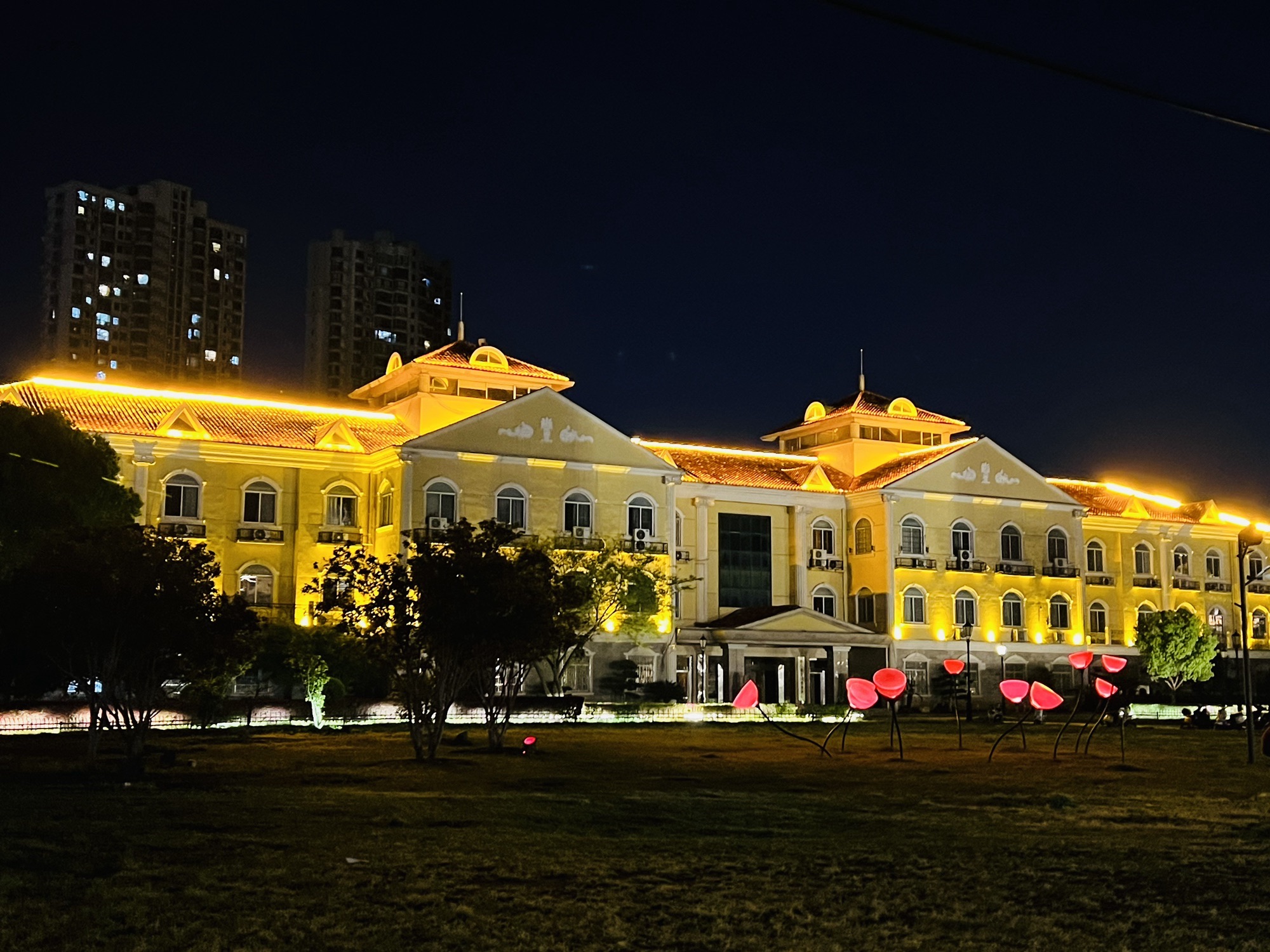 青山湖风景区市政公用广场旅行图片 1