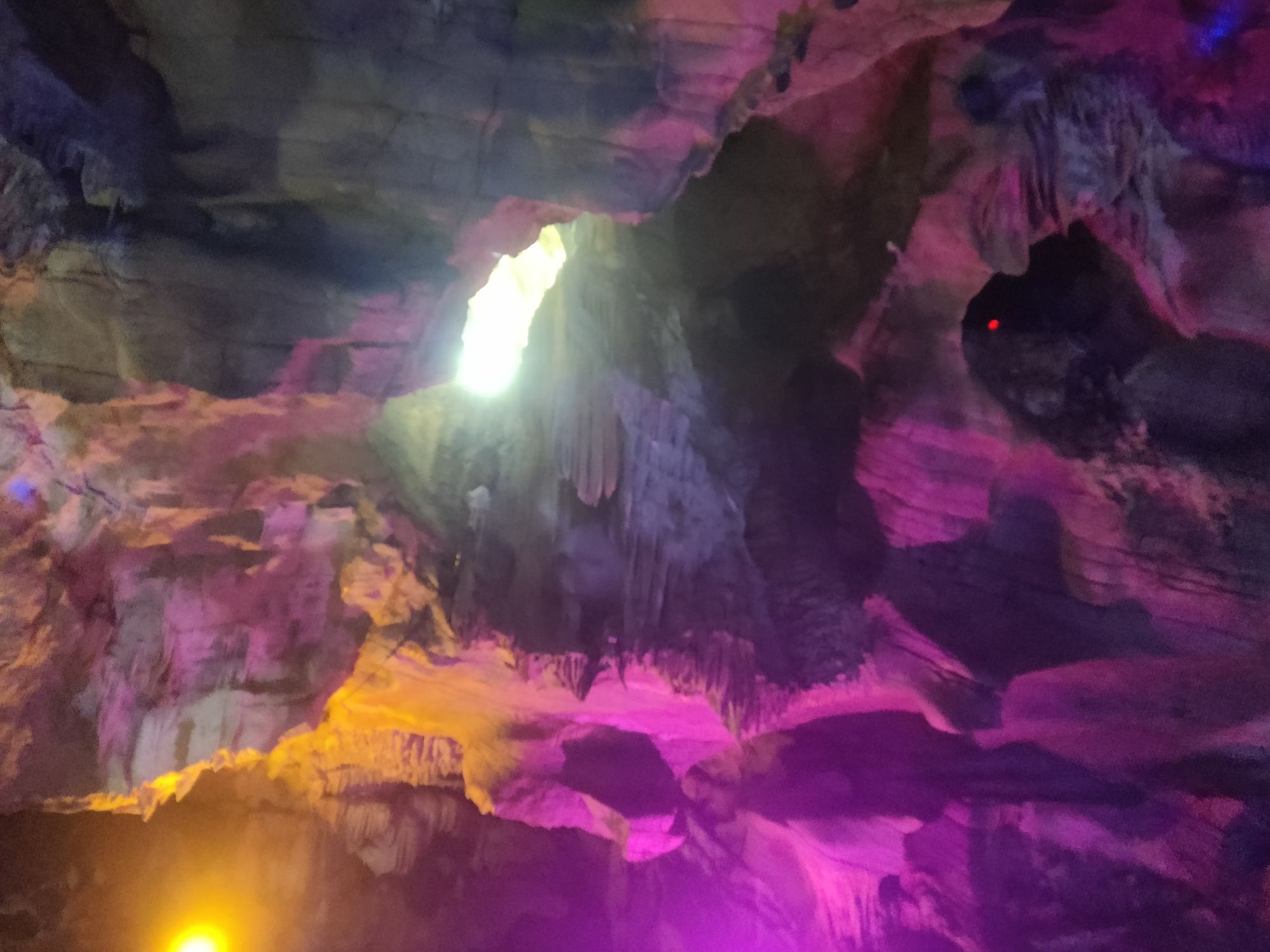 涌泉洞旅行图片 3
