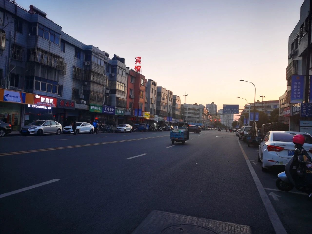 渣津广场旅行图片 1