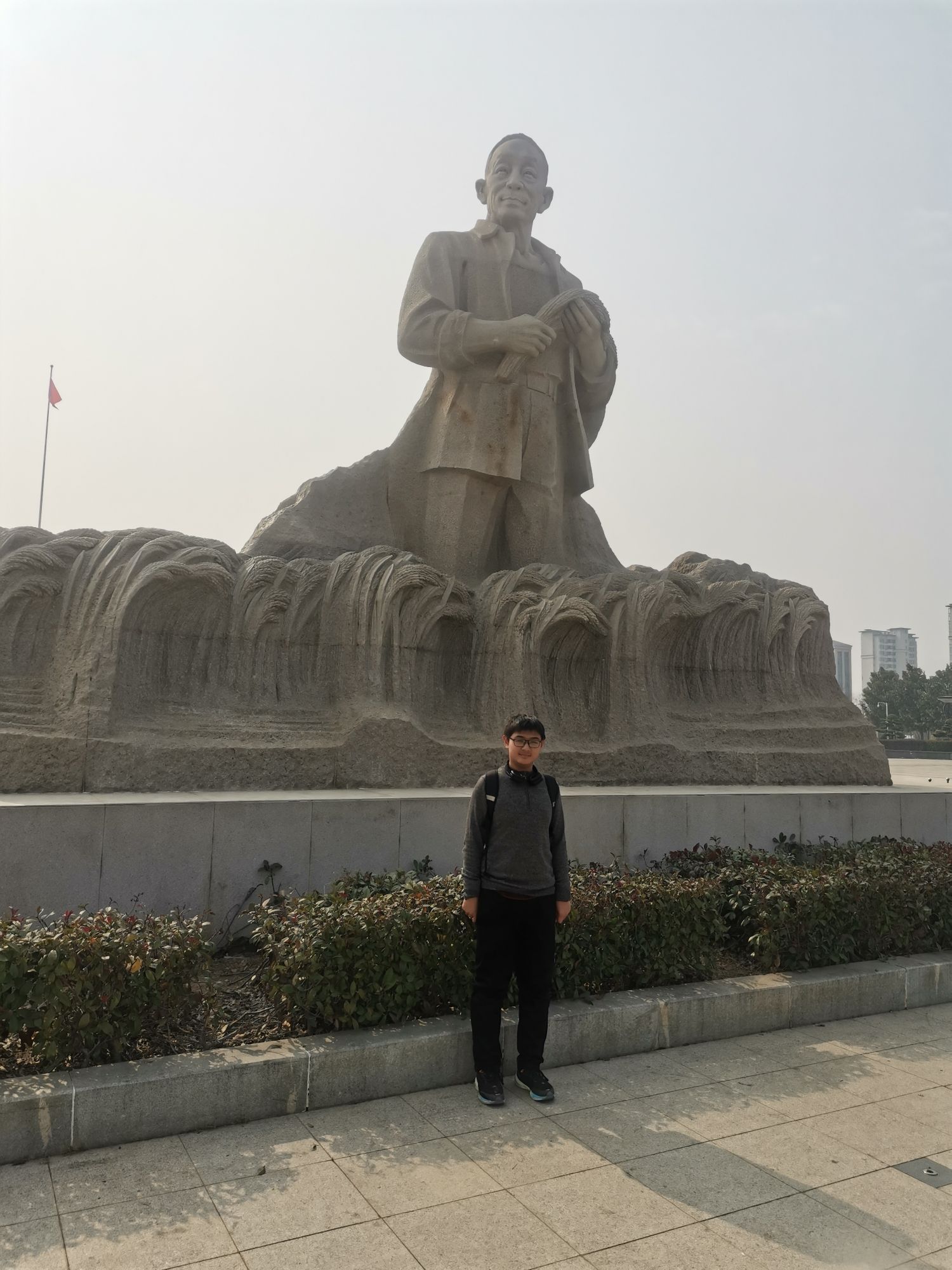 隆平广场旅行图片 1