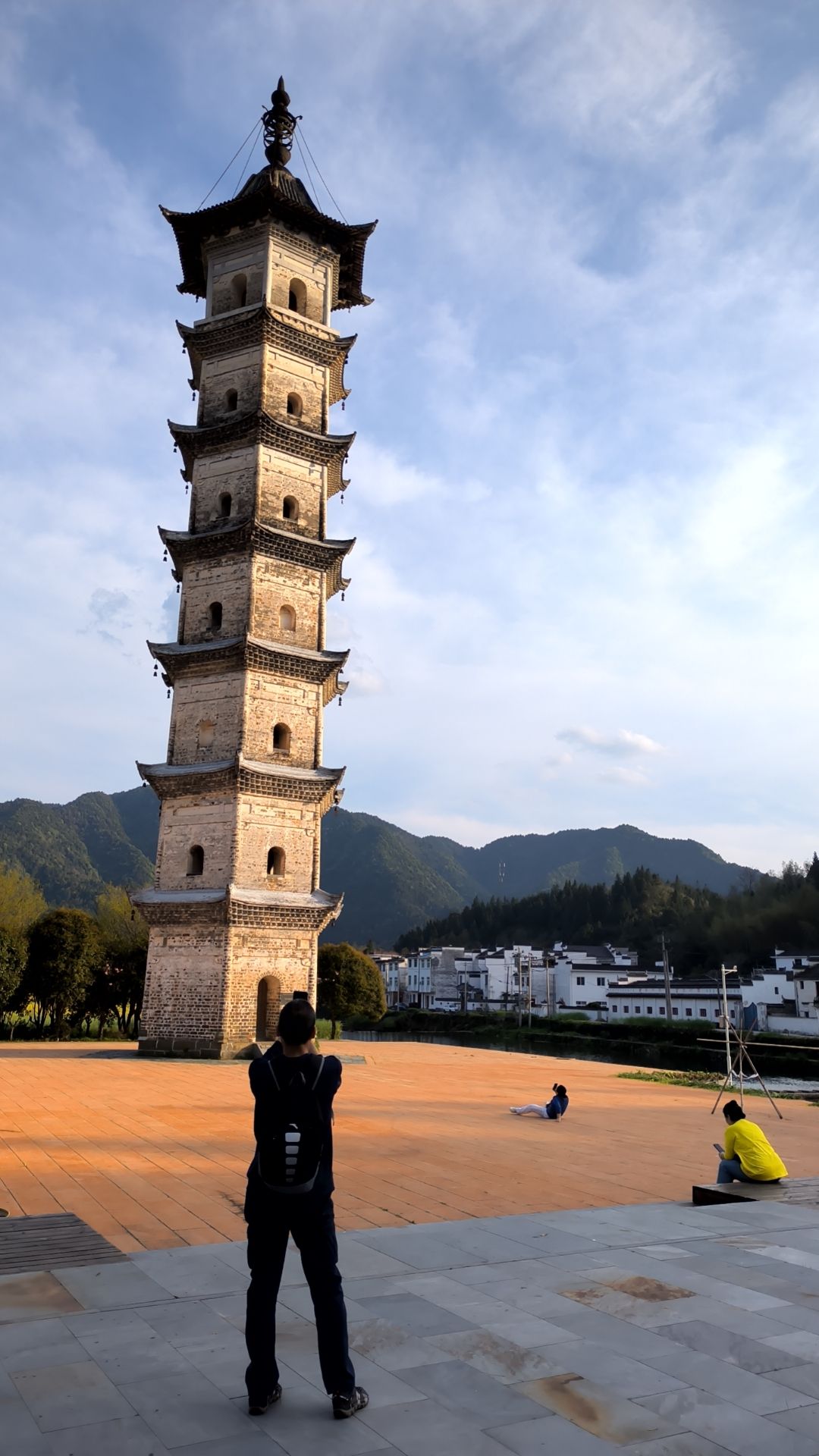 龙天塔旅行图片 1