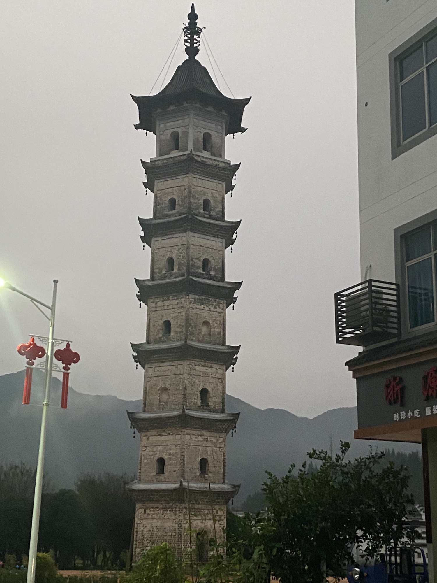 龙天塔旅行图片 1