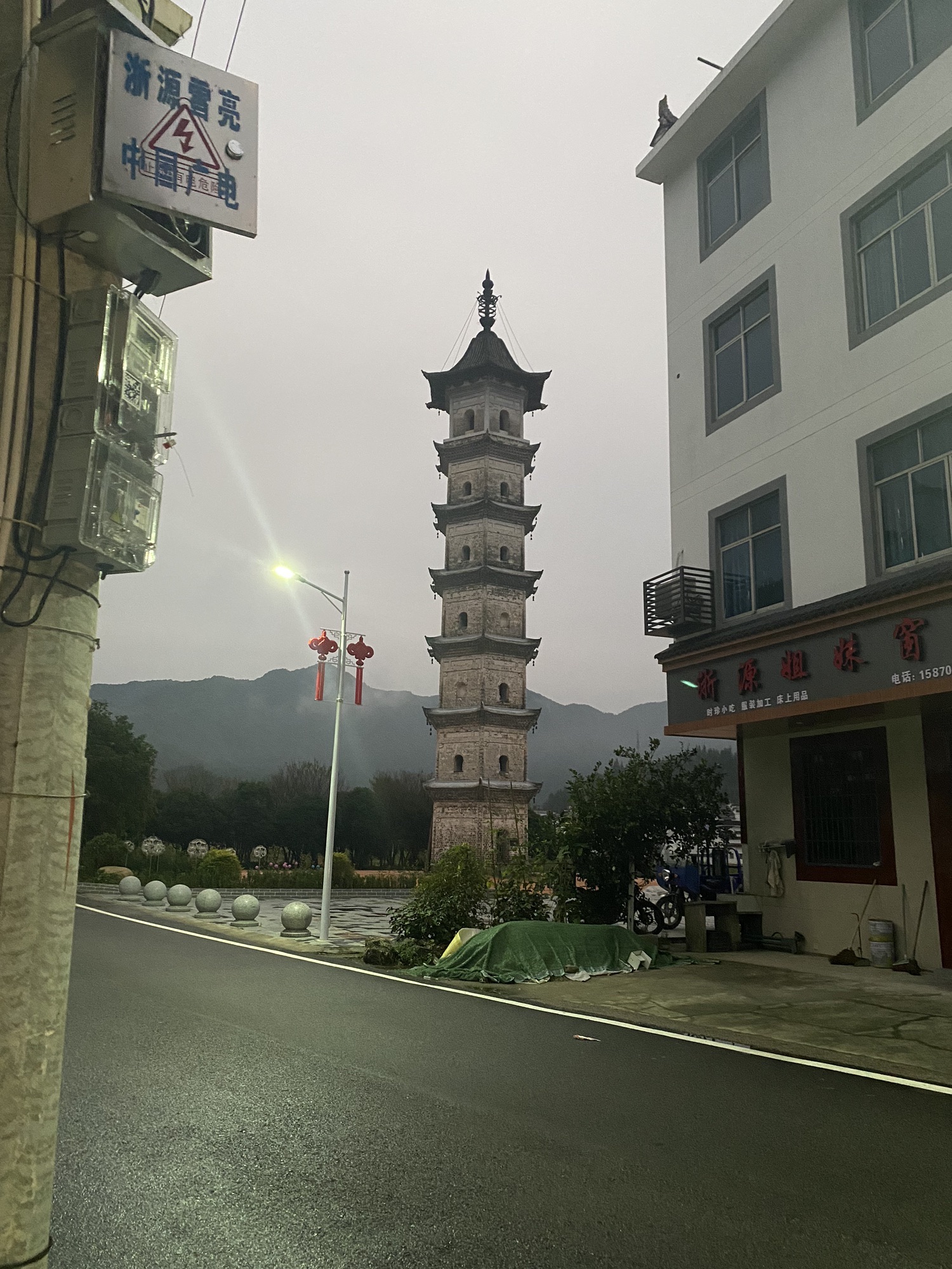 龙天塔旅行图片 2