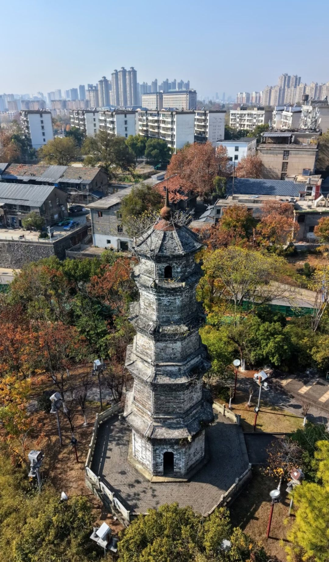 五桂塔实景照片