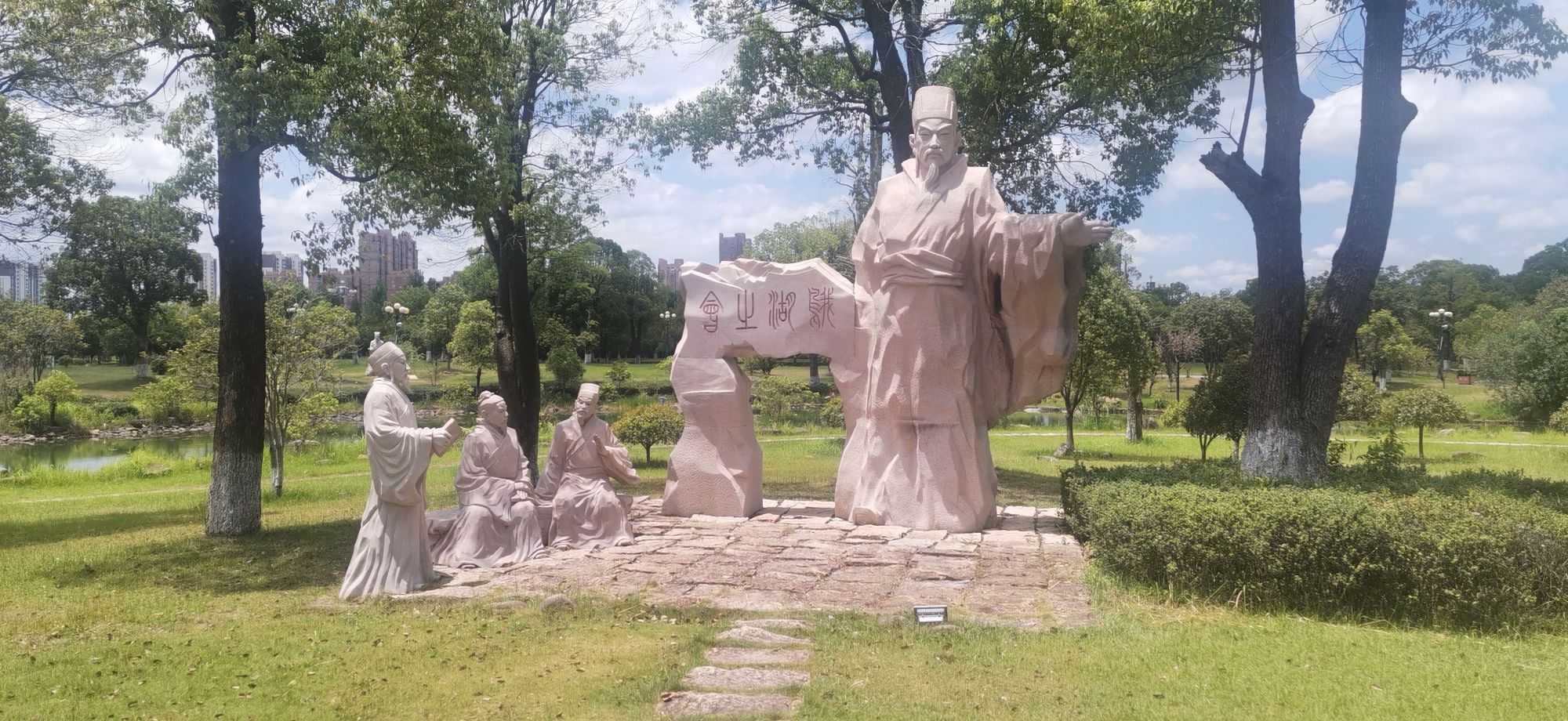 抚州名人雕塑园旅行图片 1