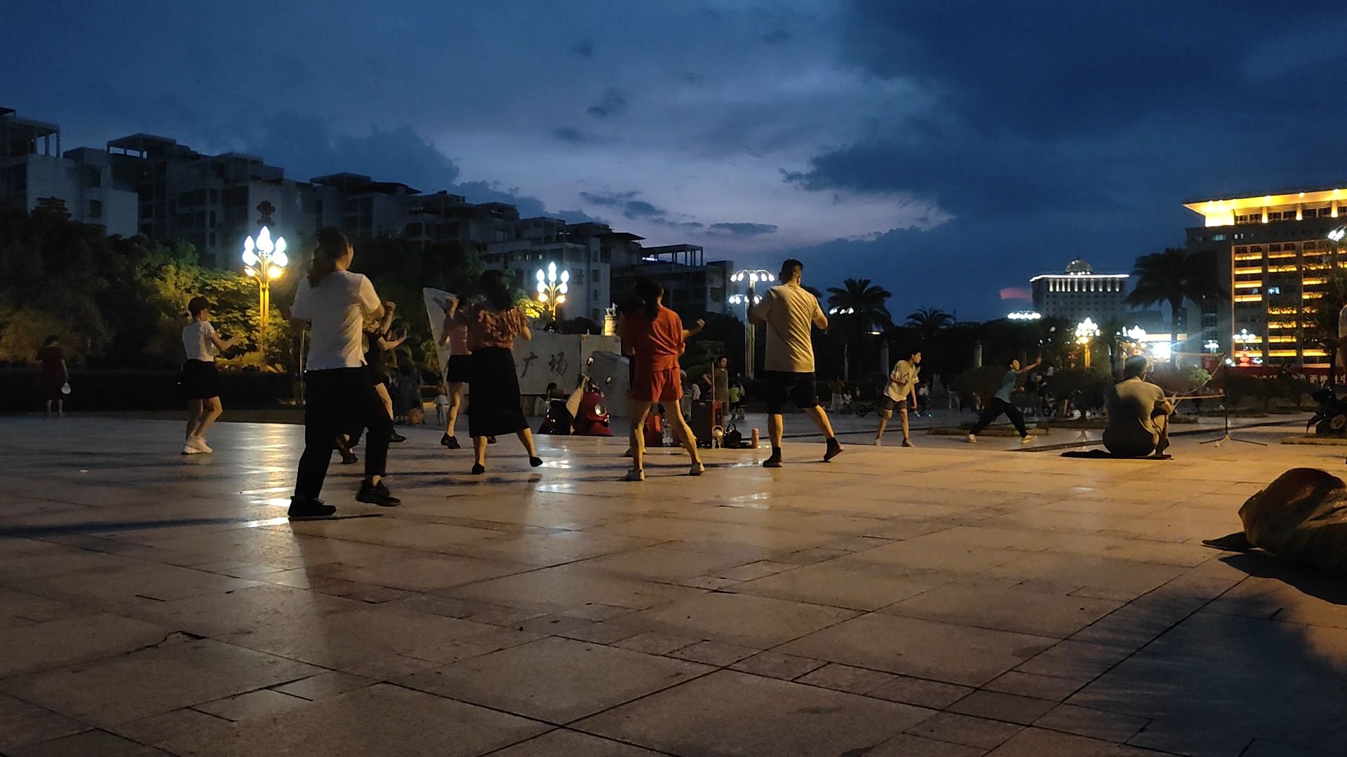 永丰县市民广场旅行图片 1