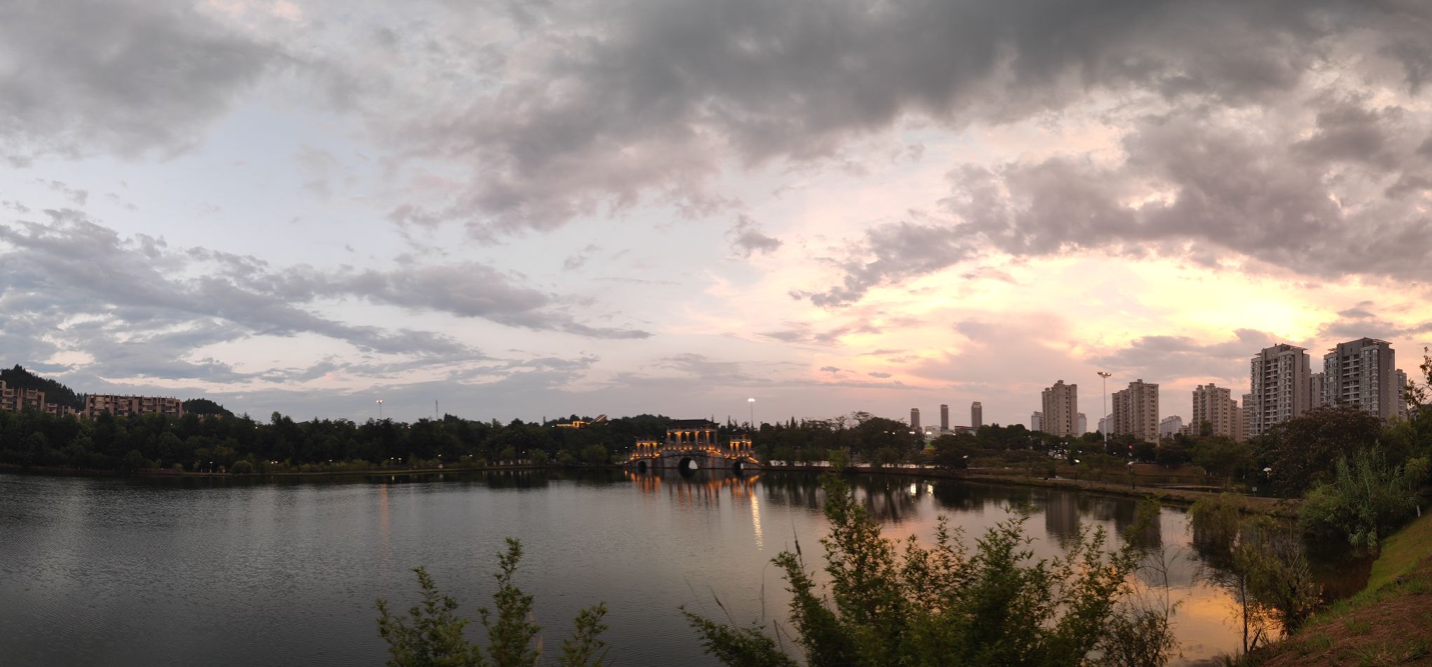 青花瓷塔旅行图片 2