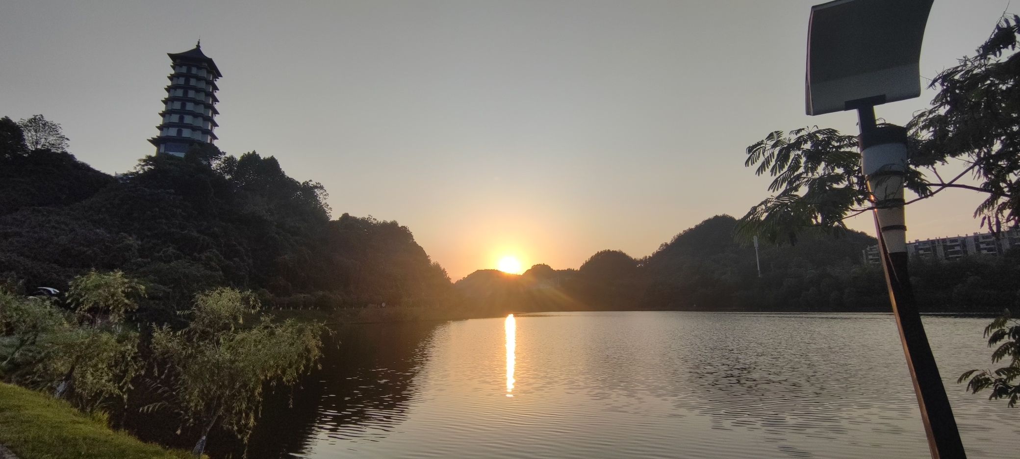青花瓷塔旅行图片 1