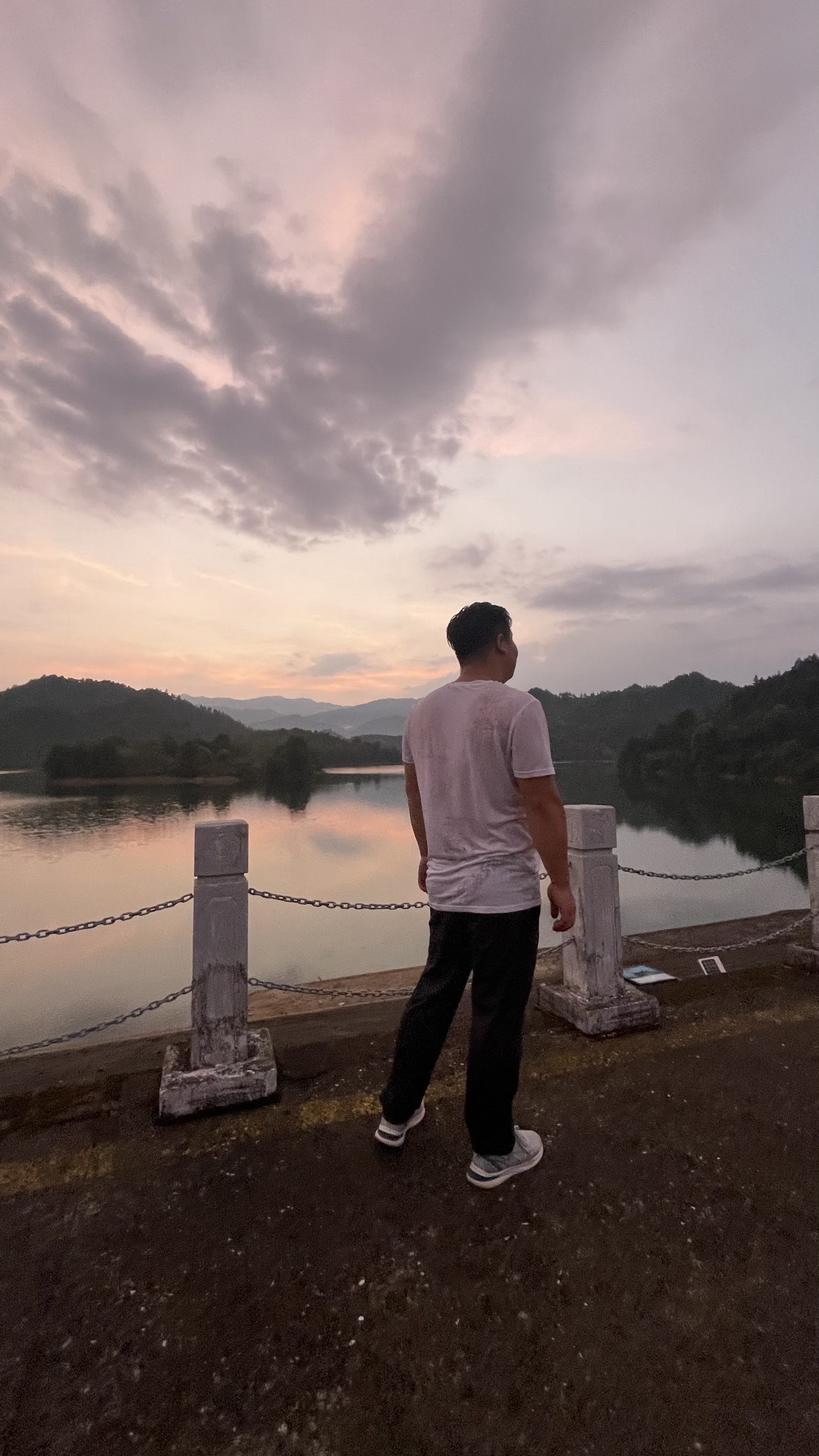 神泉湖风景区旅行图片 1