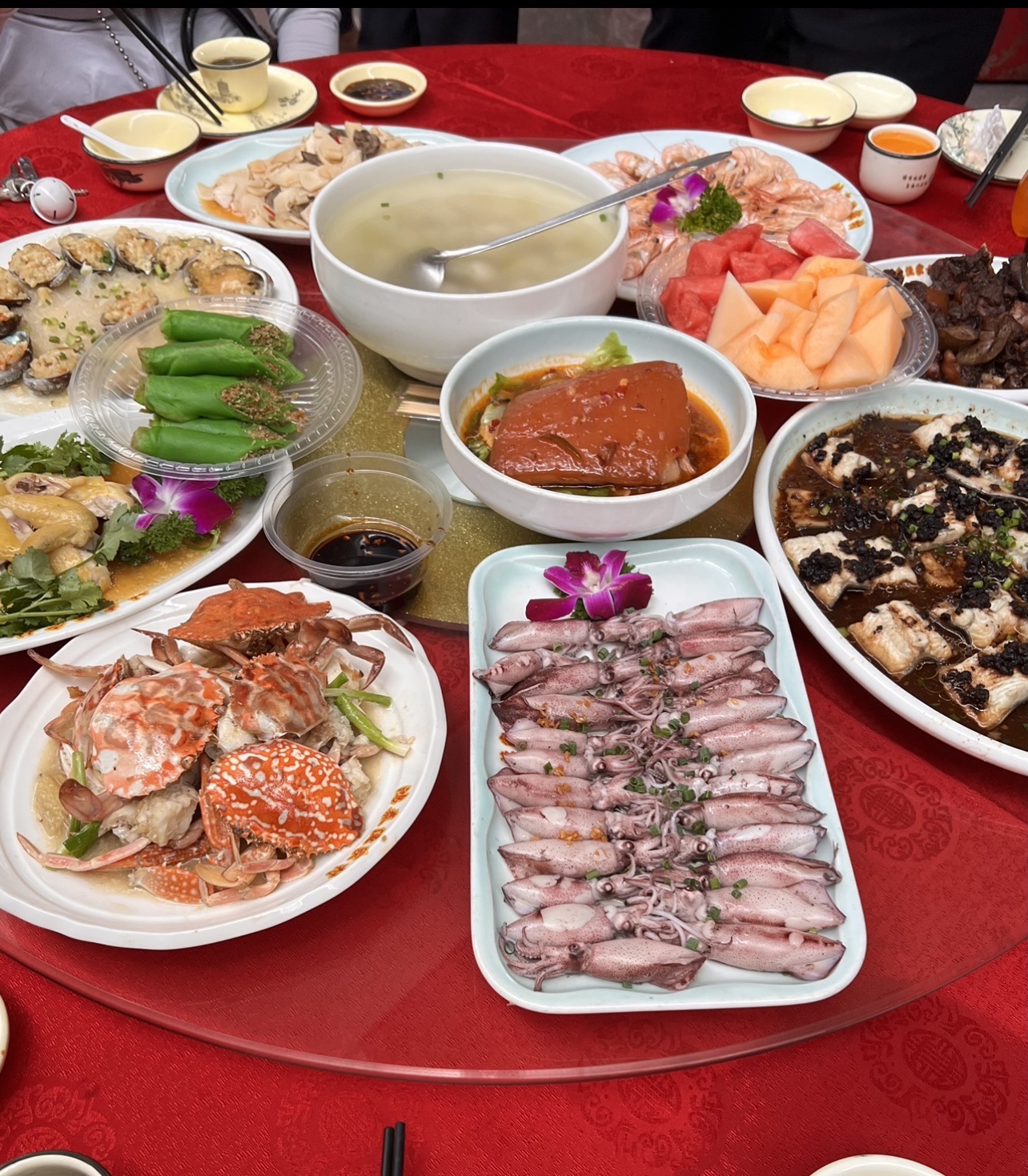 鸿泰酒家(白马井洋浦大桥店)