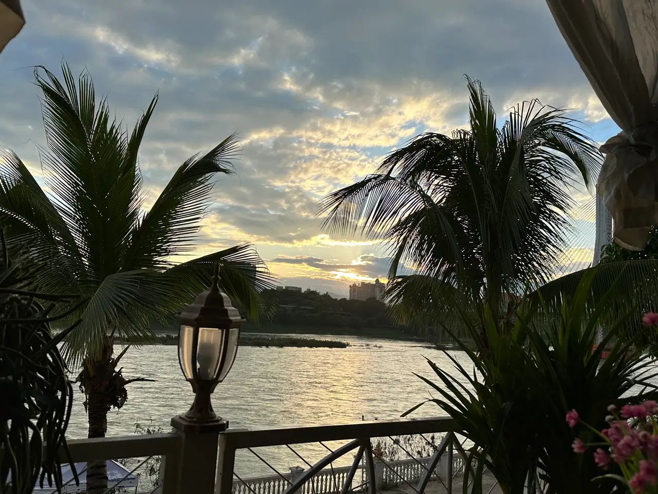 绿石林景区旅行图片 1