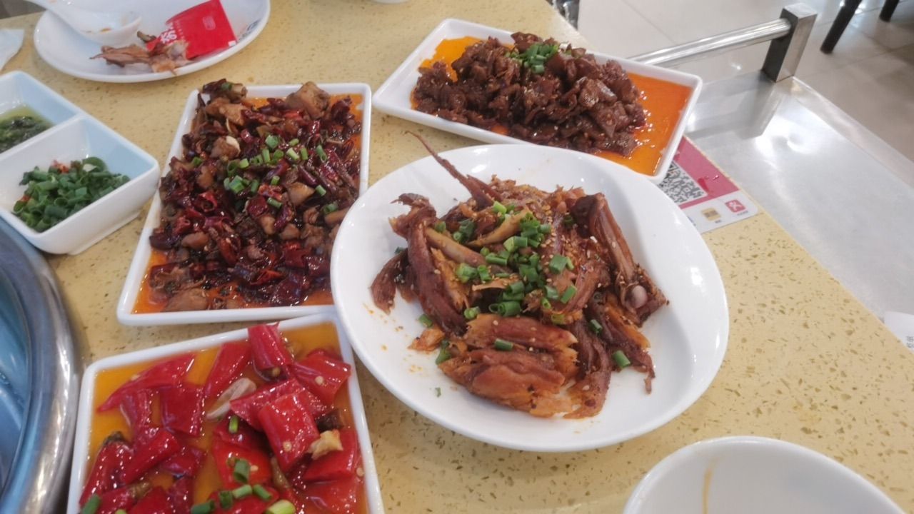 自贡市高新区芭夯兔春华店