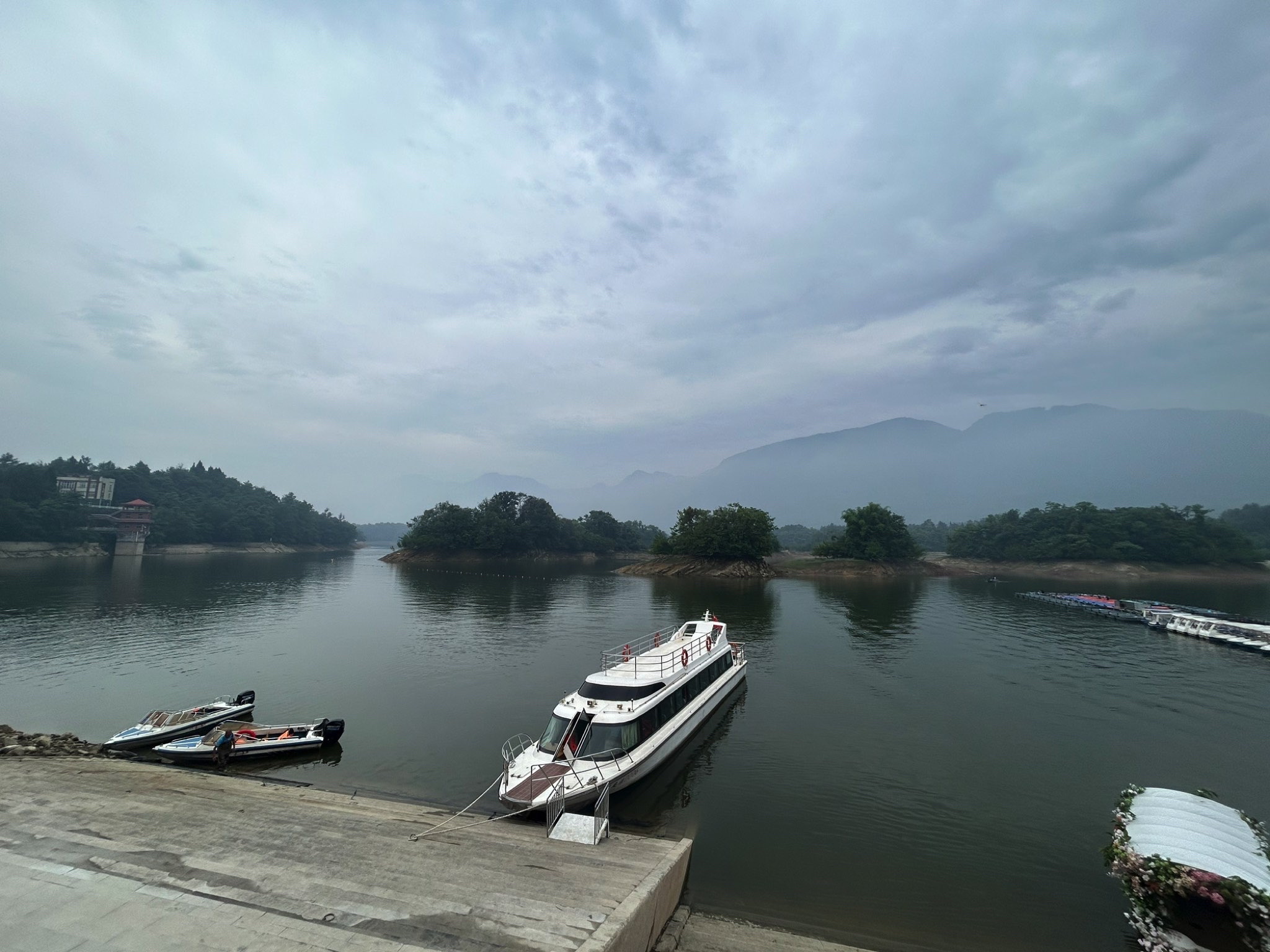 白水湖旅游景区旅行图片 1