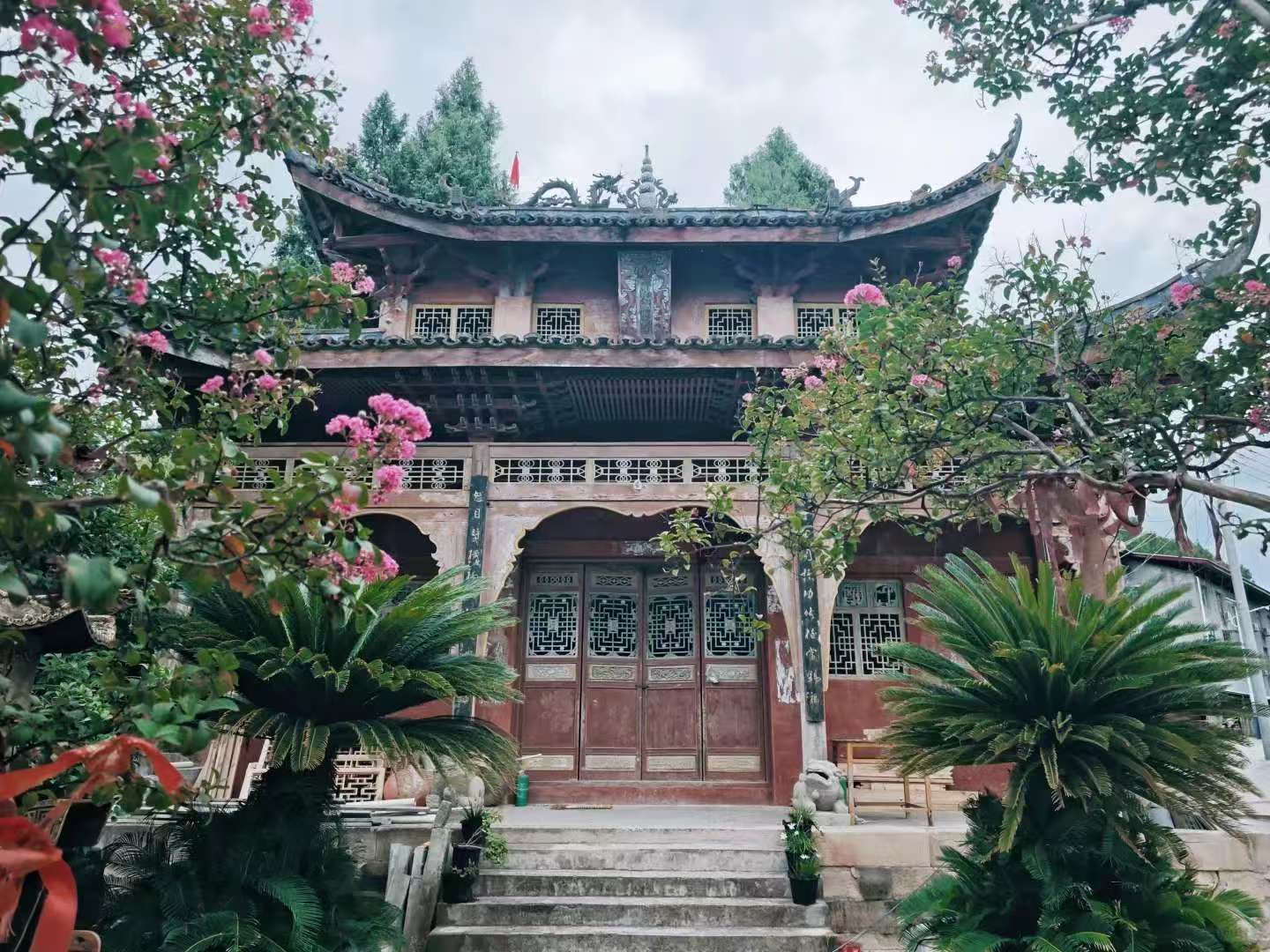 南部县曹家寨天宝寺实景照片