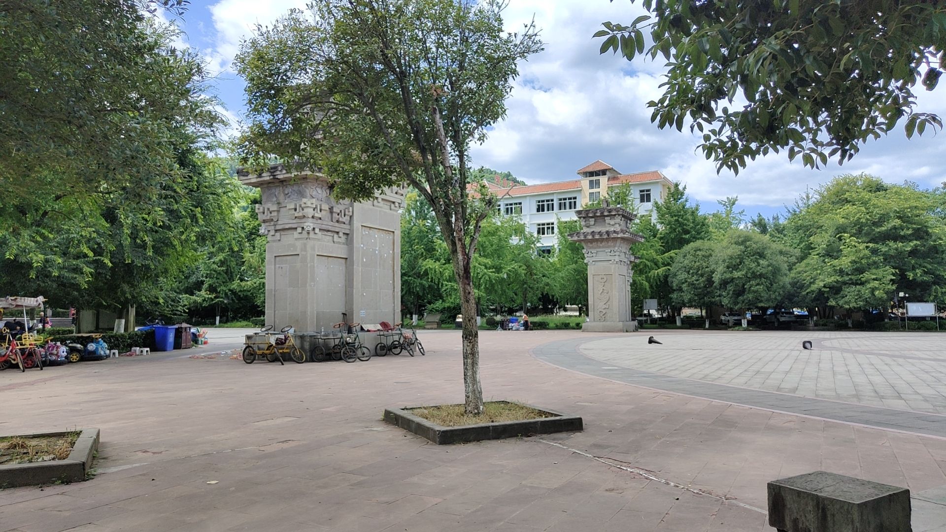 西山广场旅行图片 1