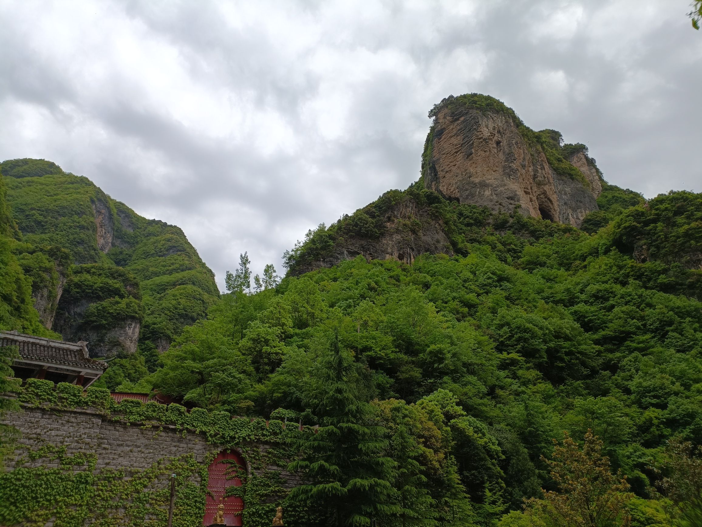 鱼泉山风景名胜区旅行图片 2