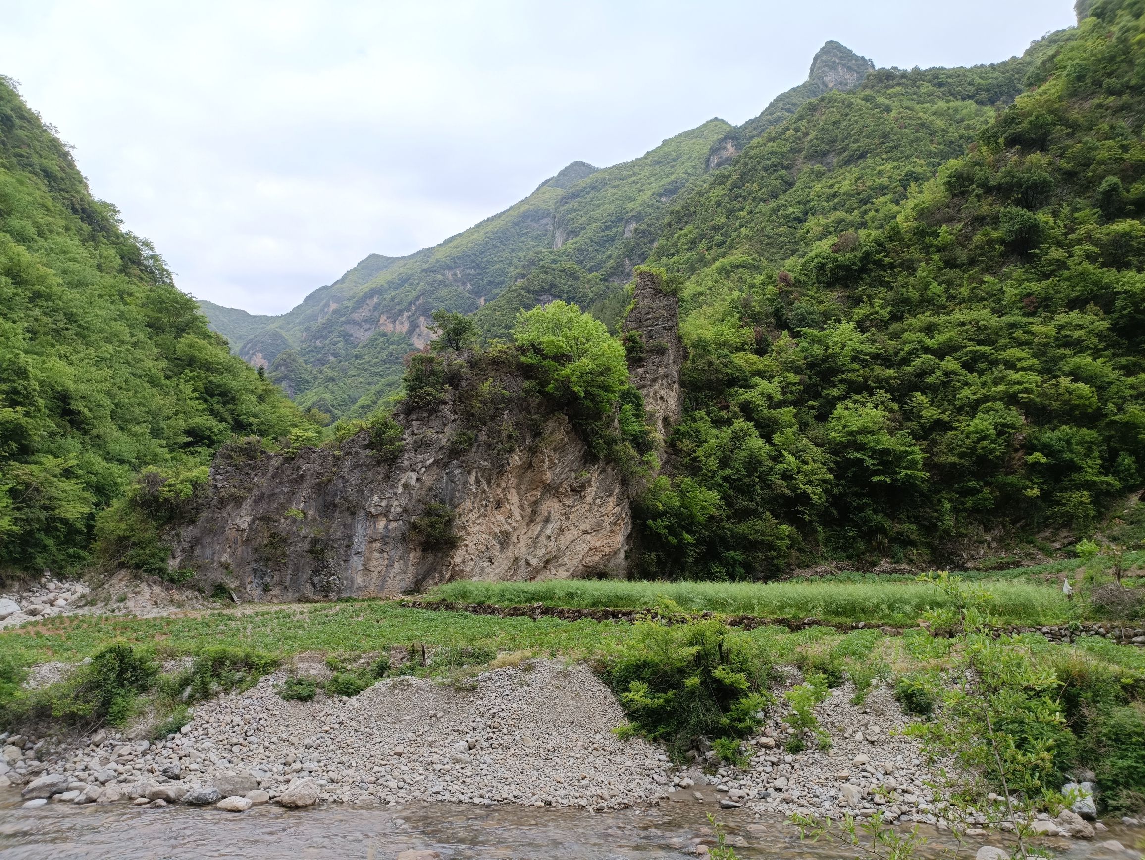 鱼泉山风景名胜区旅行图片 1