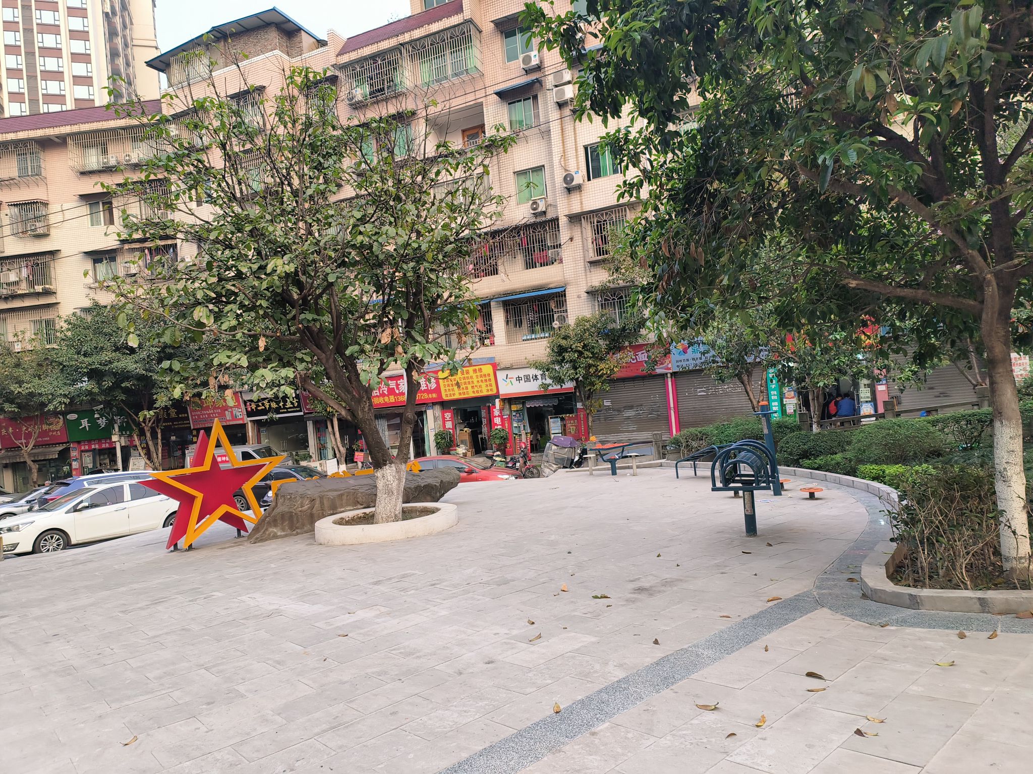醇窖广场旅行图片 3