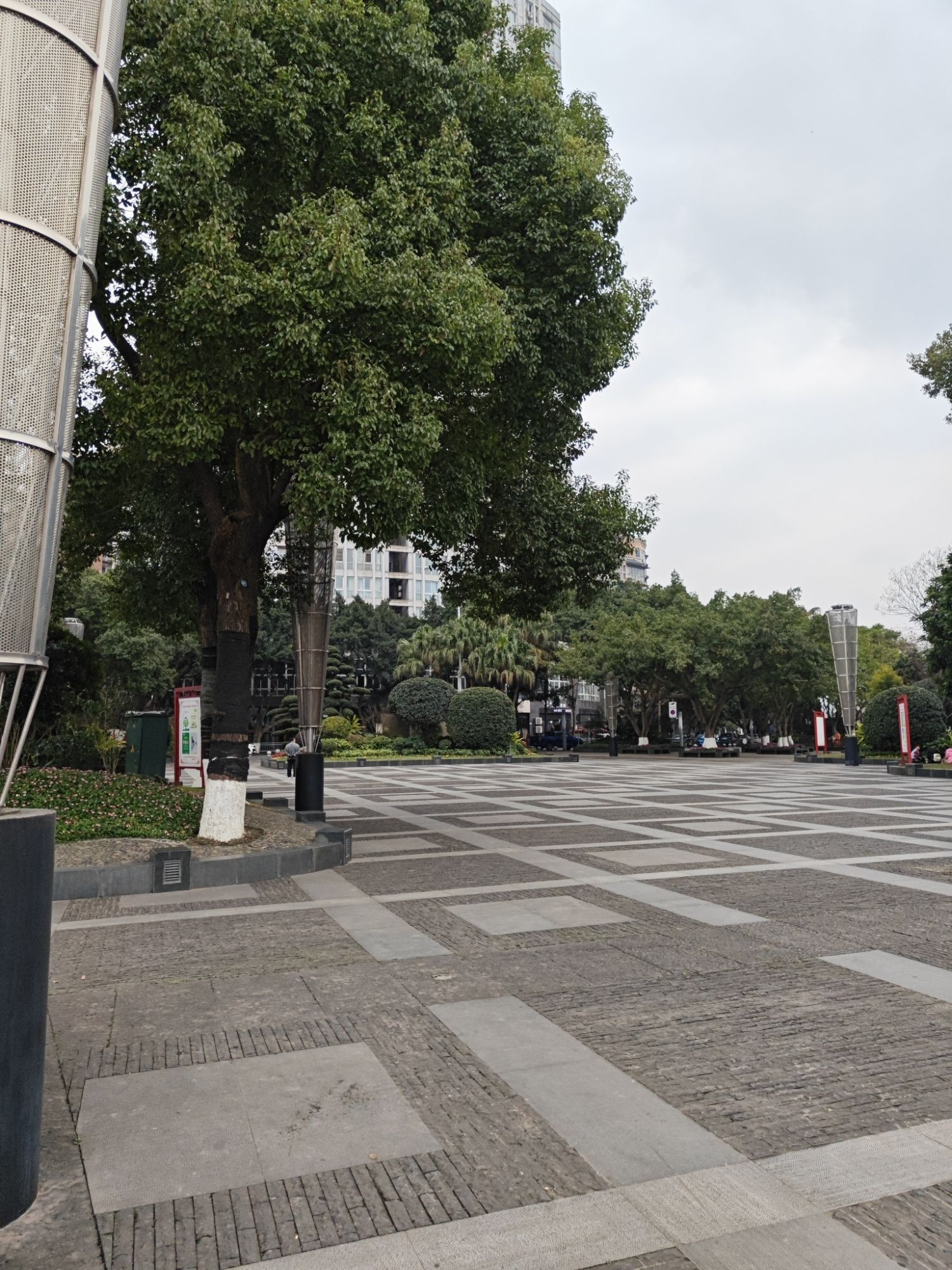 馆驿嘴广场旅行图片 3
