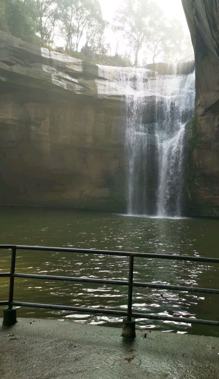 洞窝风景区旅行图片 1