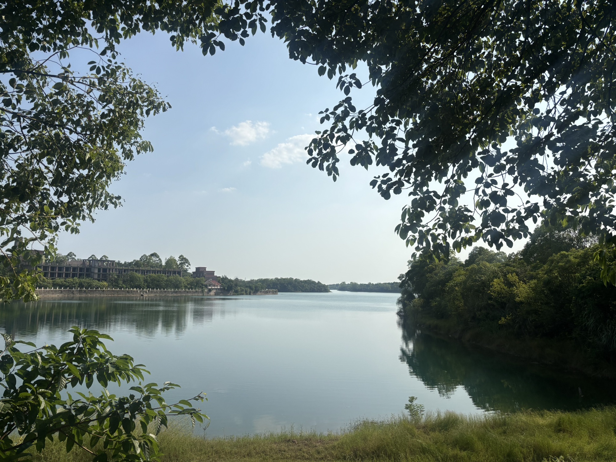 推荐场地-凤凰湾朗莎花园