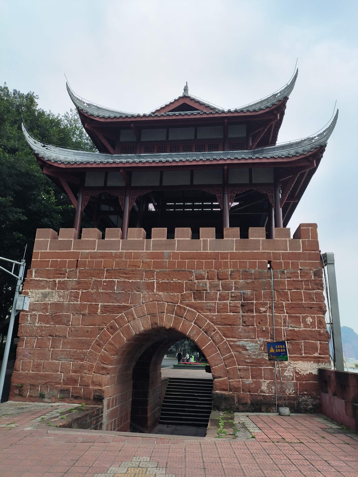 乐山铁牛门旅行图片 1