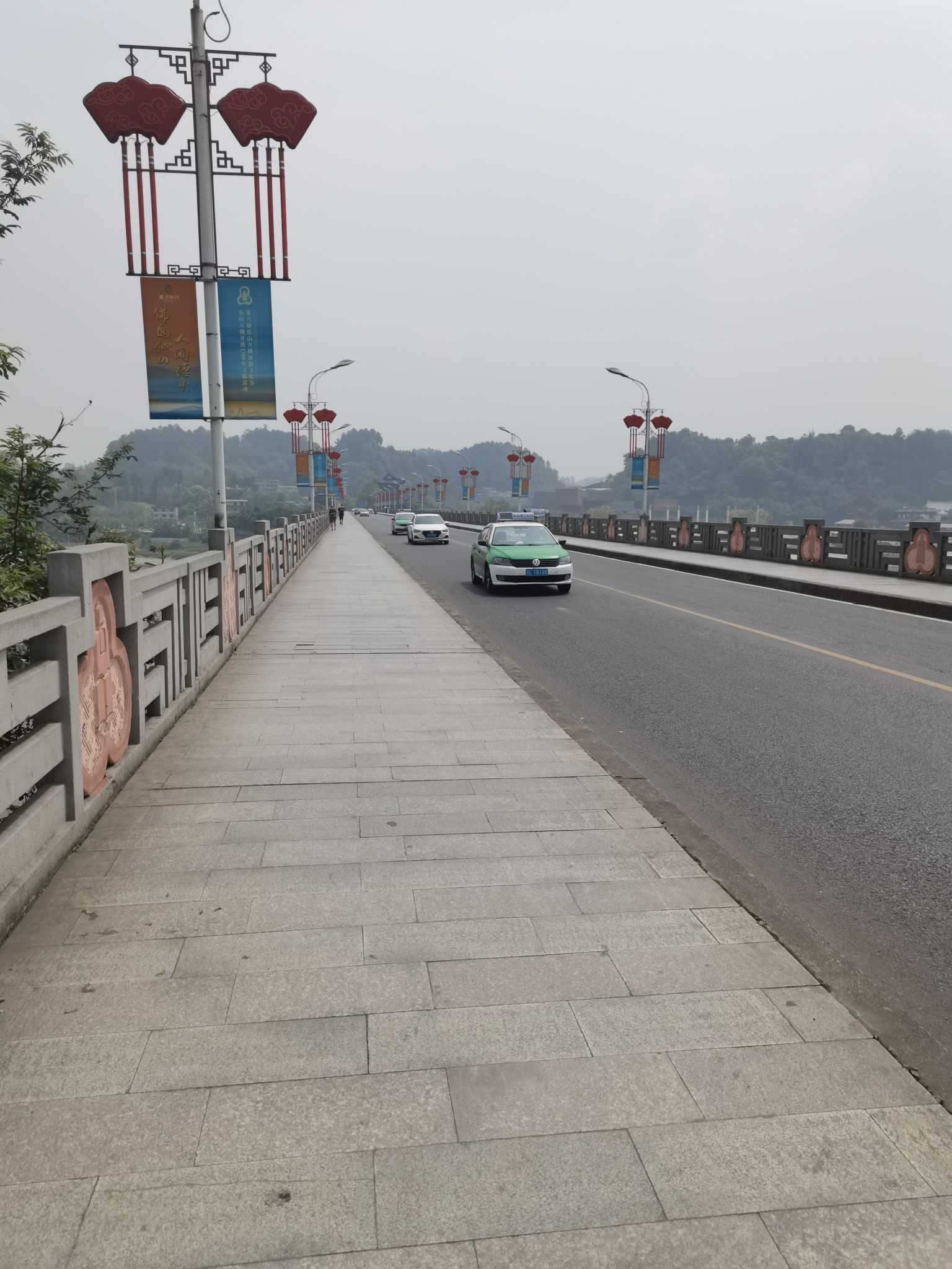 乐山铁牛门旅行图片 3