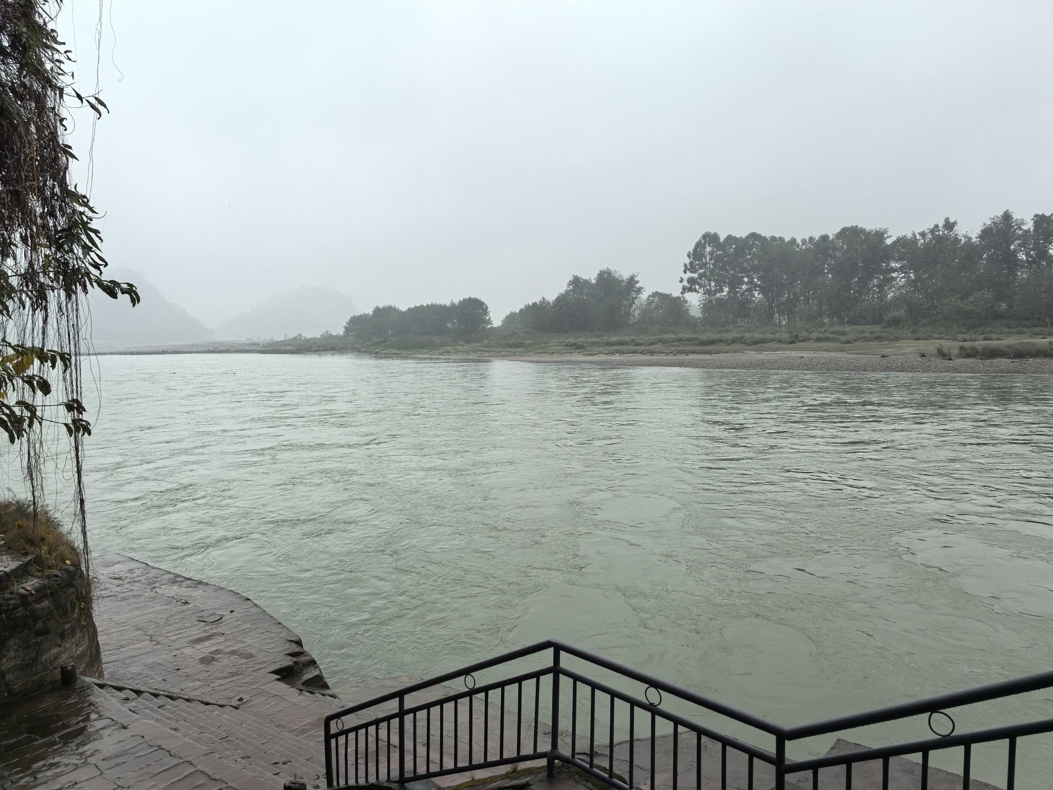 乐山铁牛门旅行图片 1