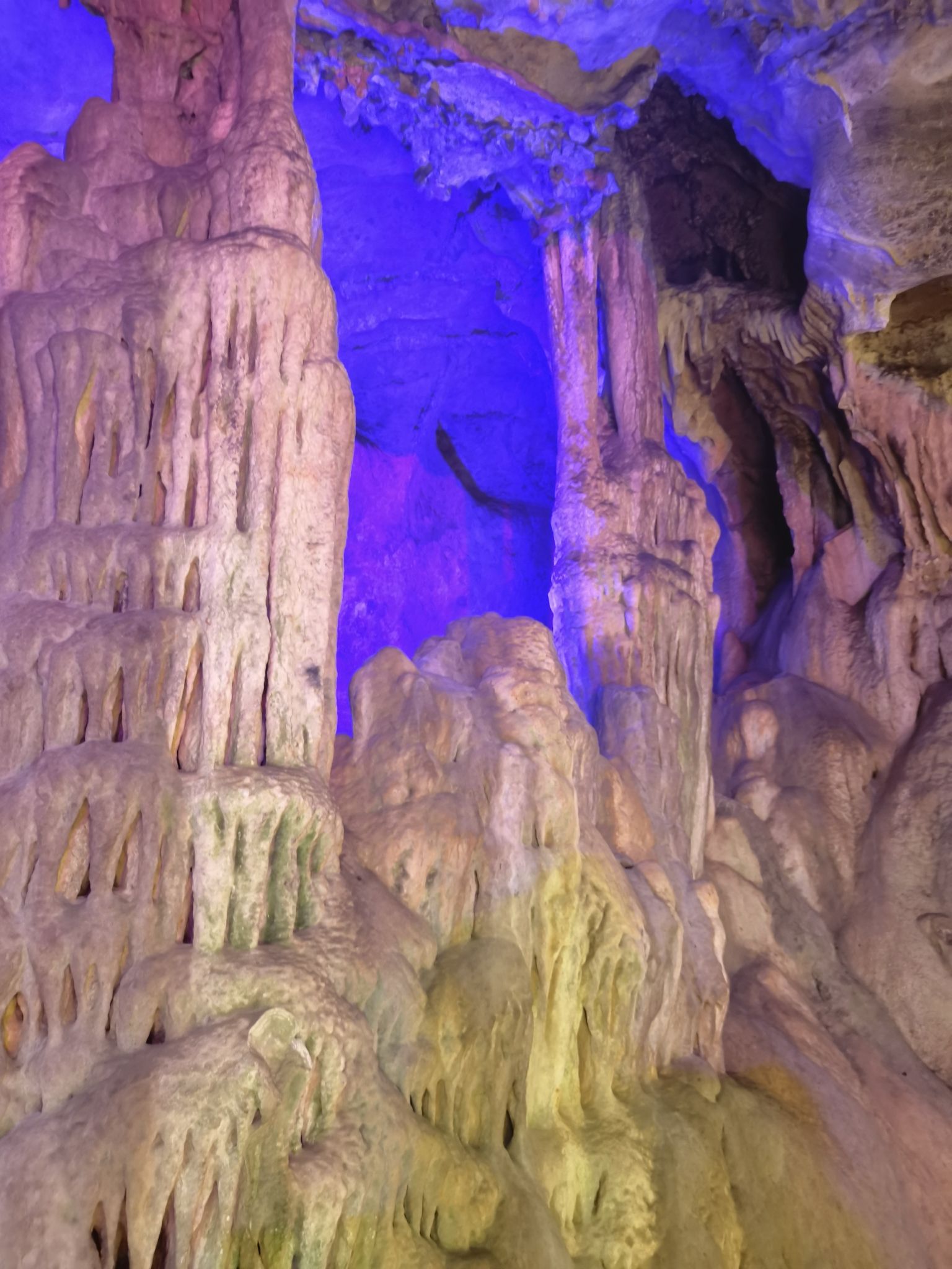安哈彝寨仙人洞景区旅行图片 1