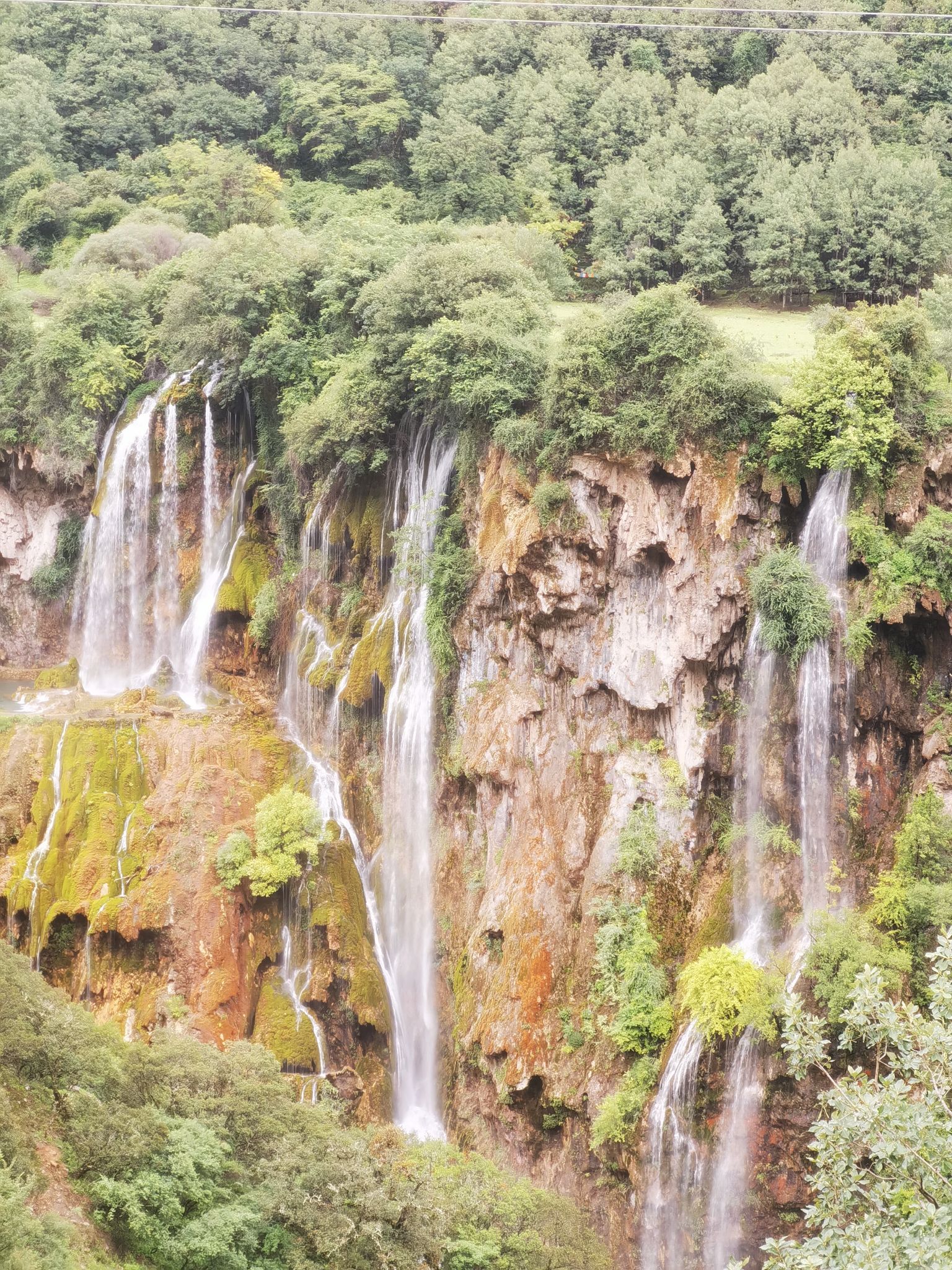 云南堡瀑布旅行图片 1