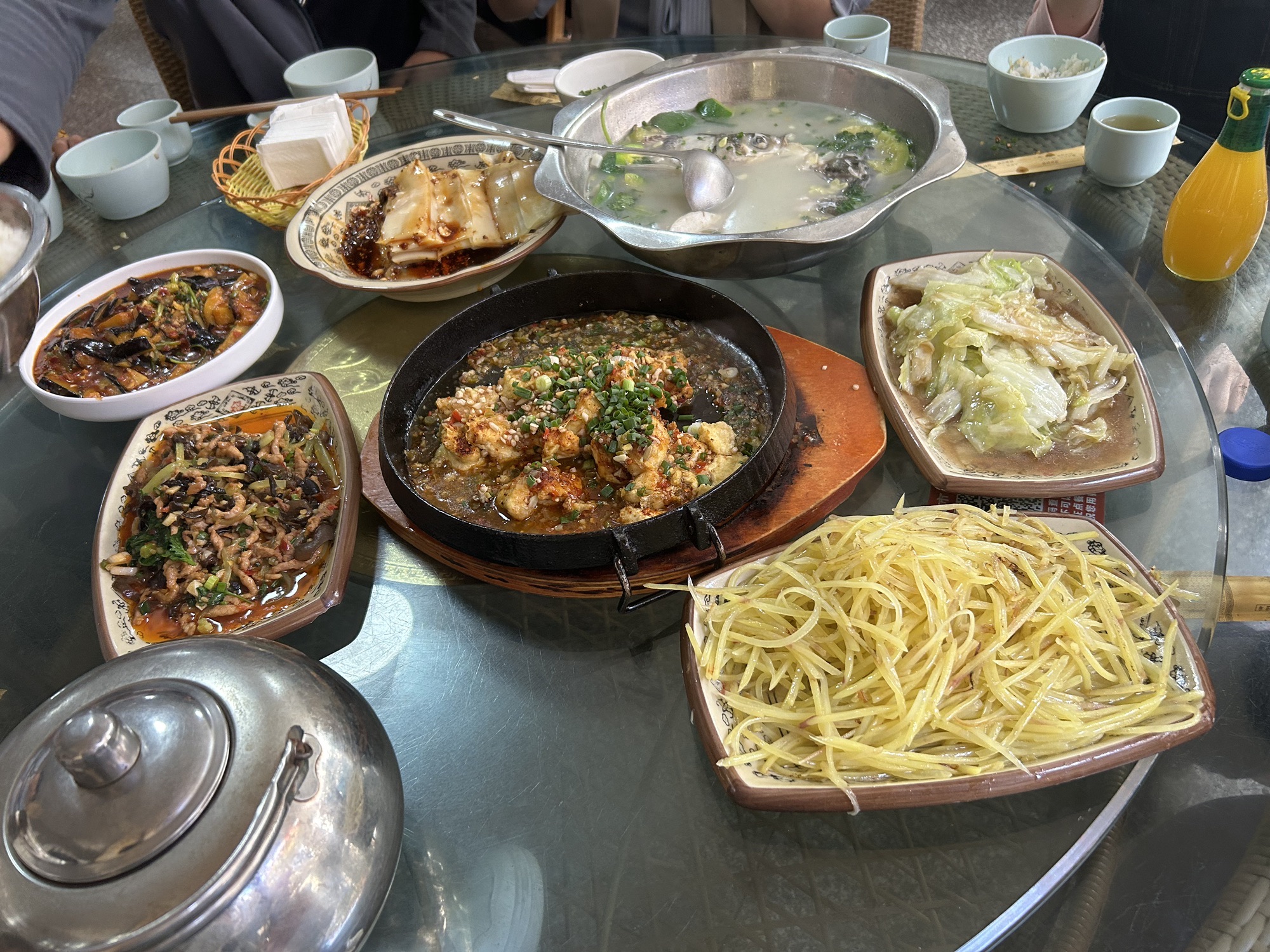 明华餐馆(西海月酒店西)