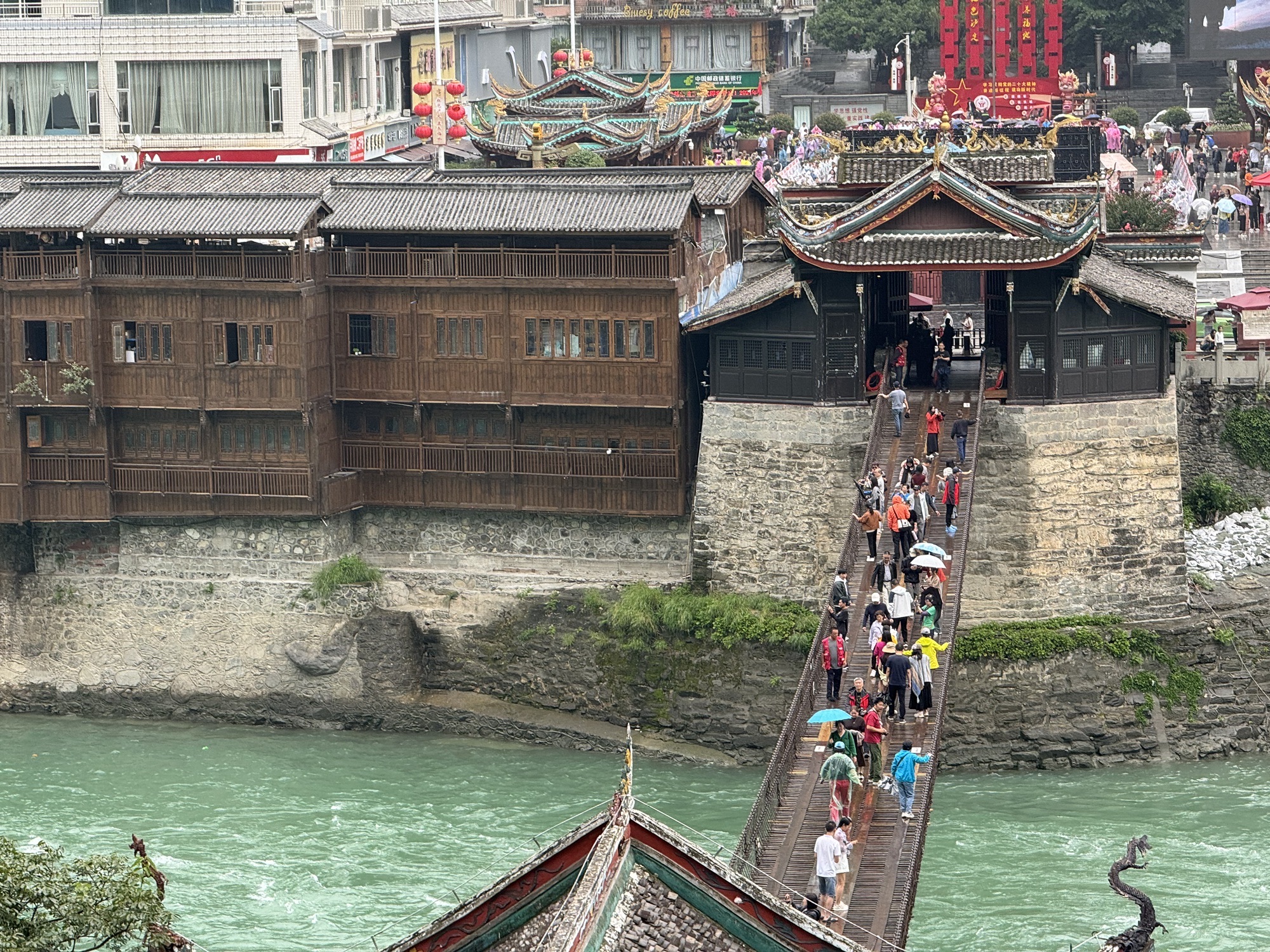 泸定桥广场旅行图片 1
