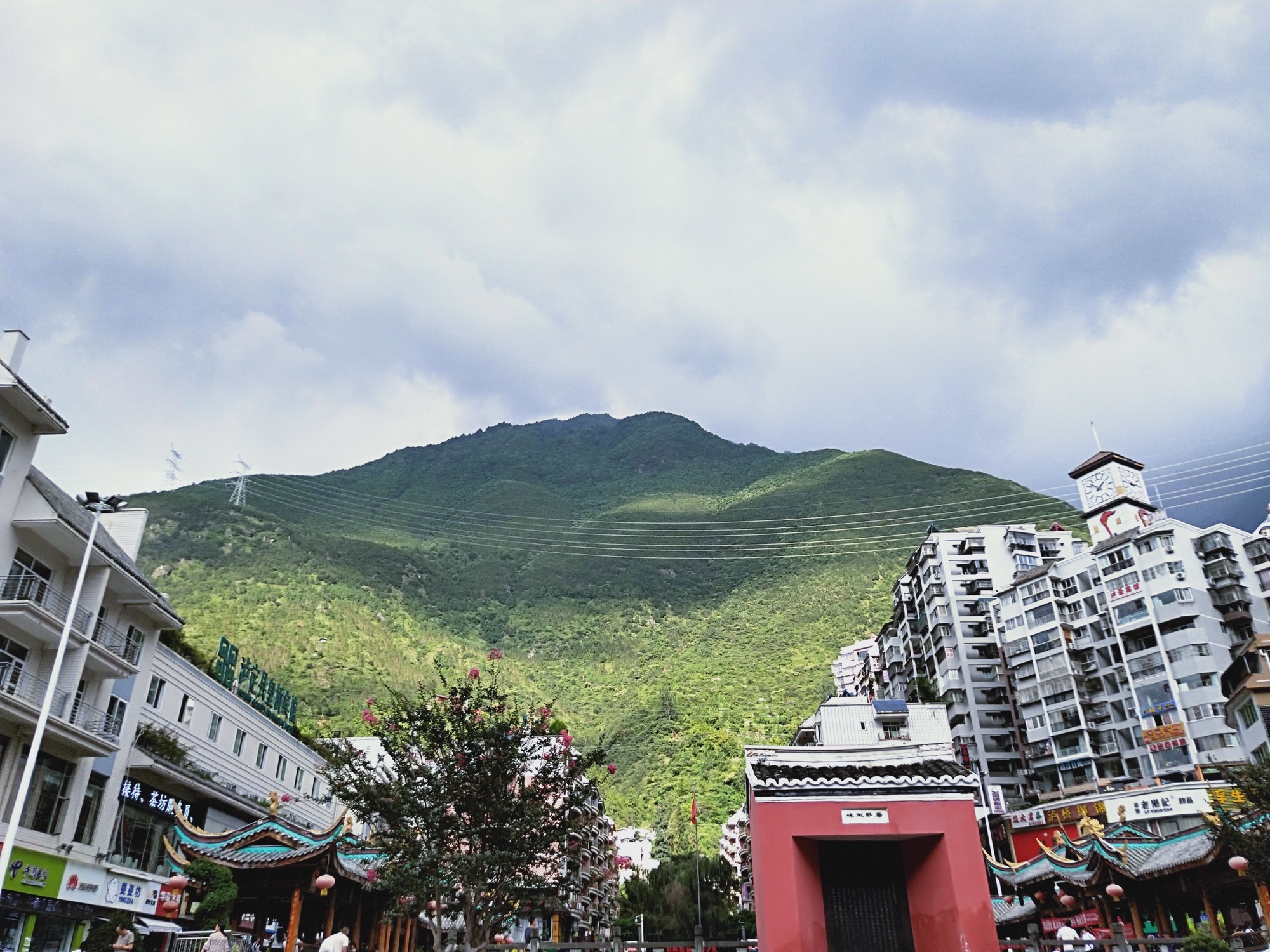 泸定桥广场旅行图片 1