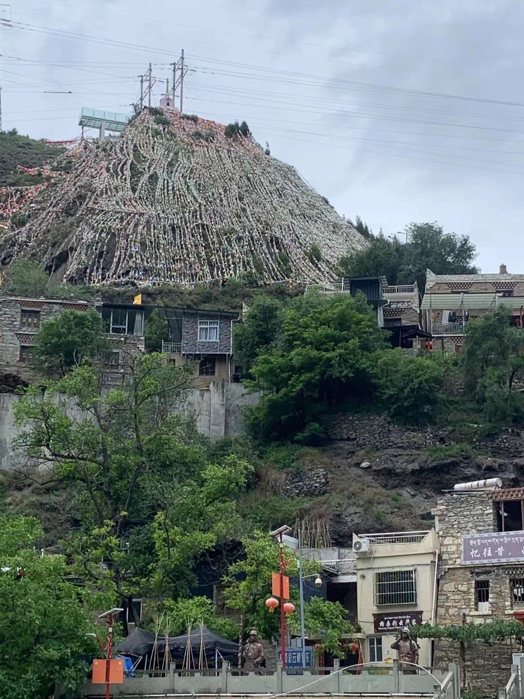 甘堡藏寨旅行图片 3