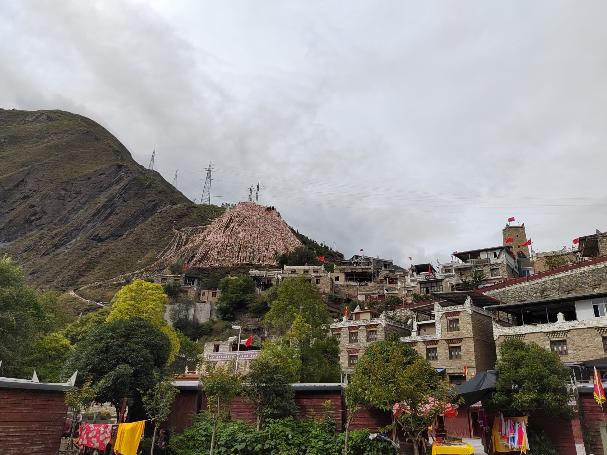甘堡藏寨旅行图片 3
